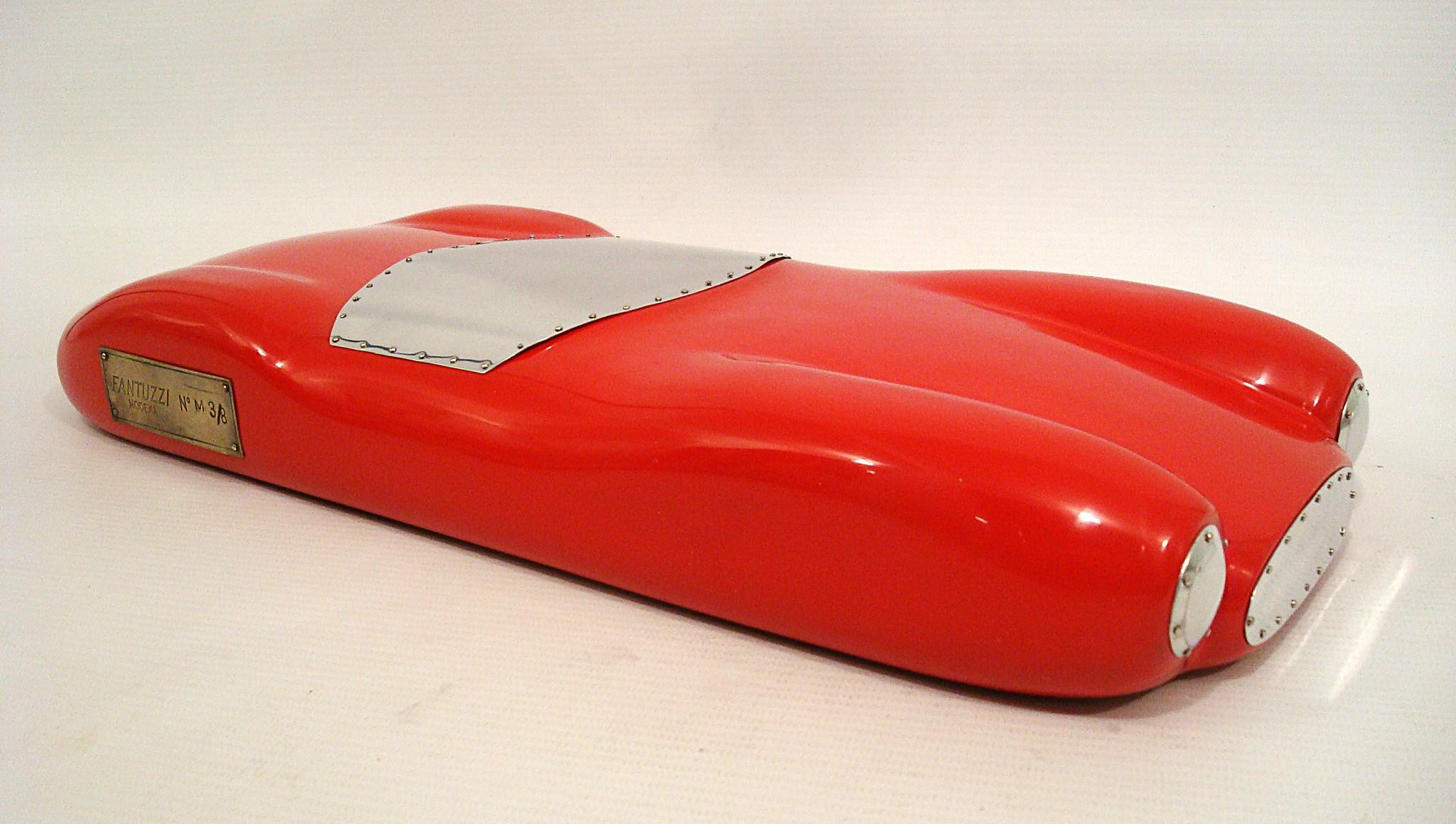 Mid-Century Modern 1953 Maserati A6GCS/53 Spyder Sculpture Desk Model, Italie, années 1950 en vente