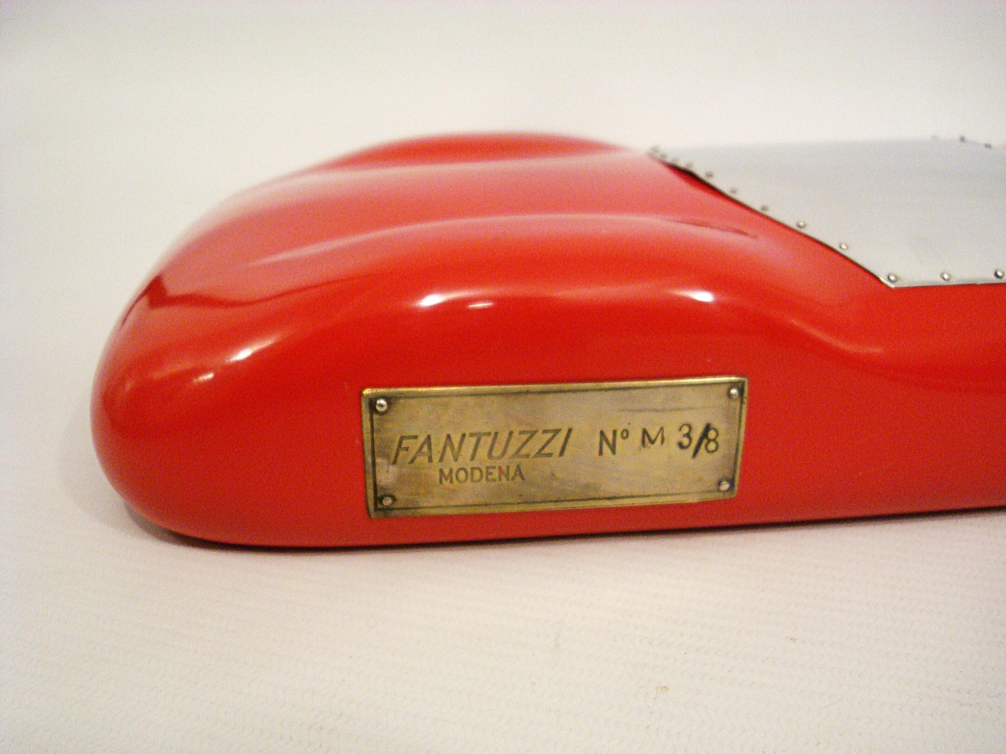 20ième siècle 1953 Maserati A6GCS/53 Spyder Sculpture Desk Model, Italie, années 1950 en vente