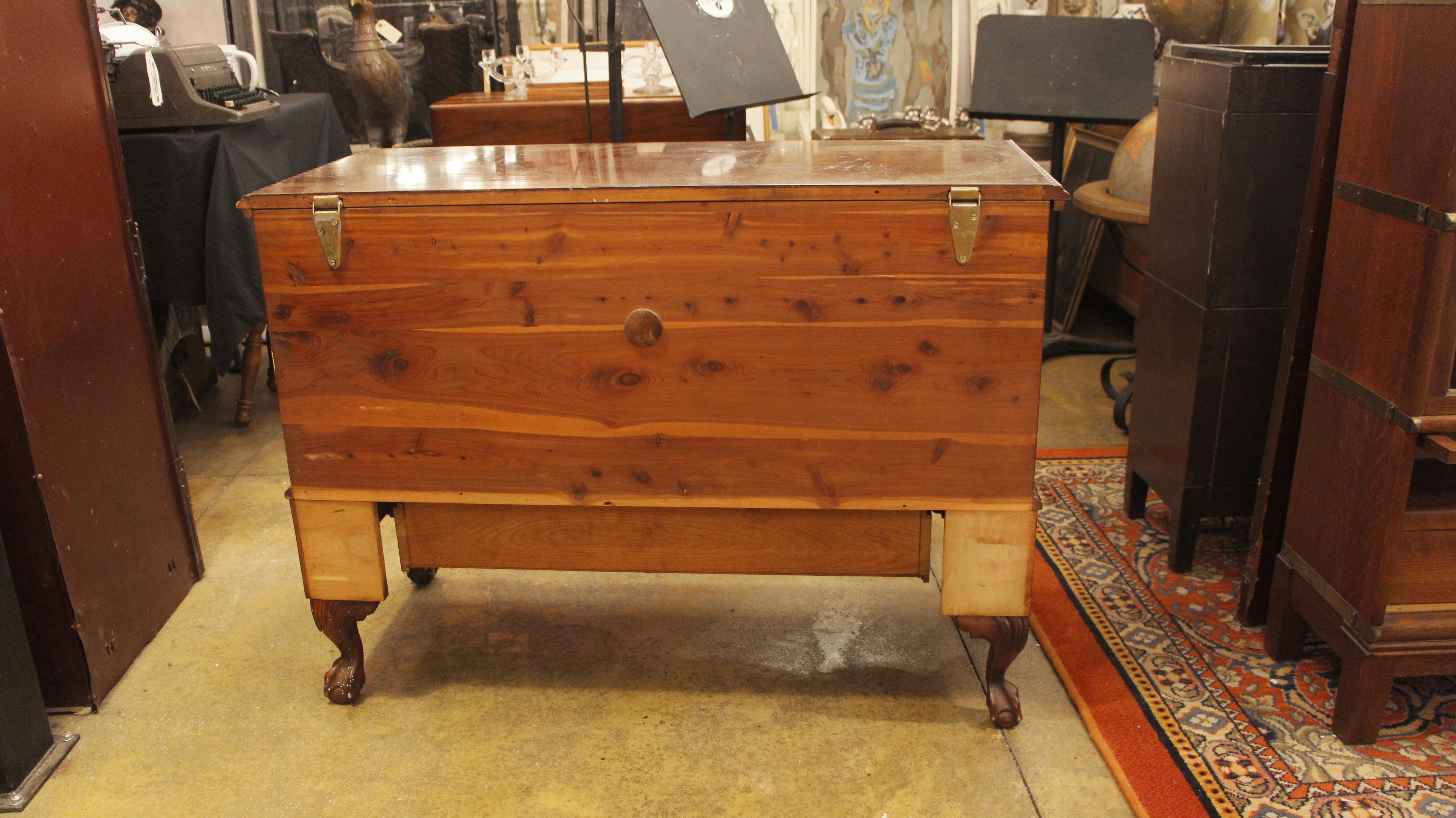 1953 Tall Lane Mahogany Cedar Blanket Chest 4