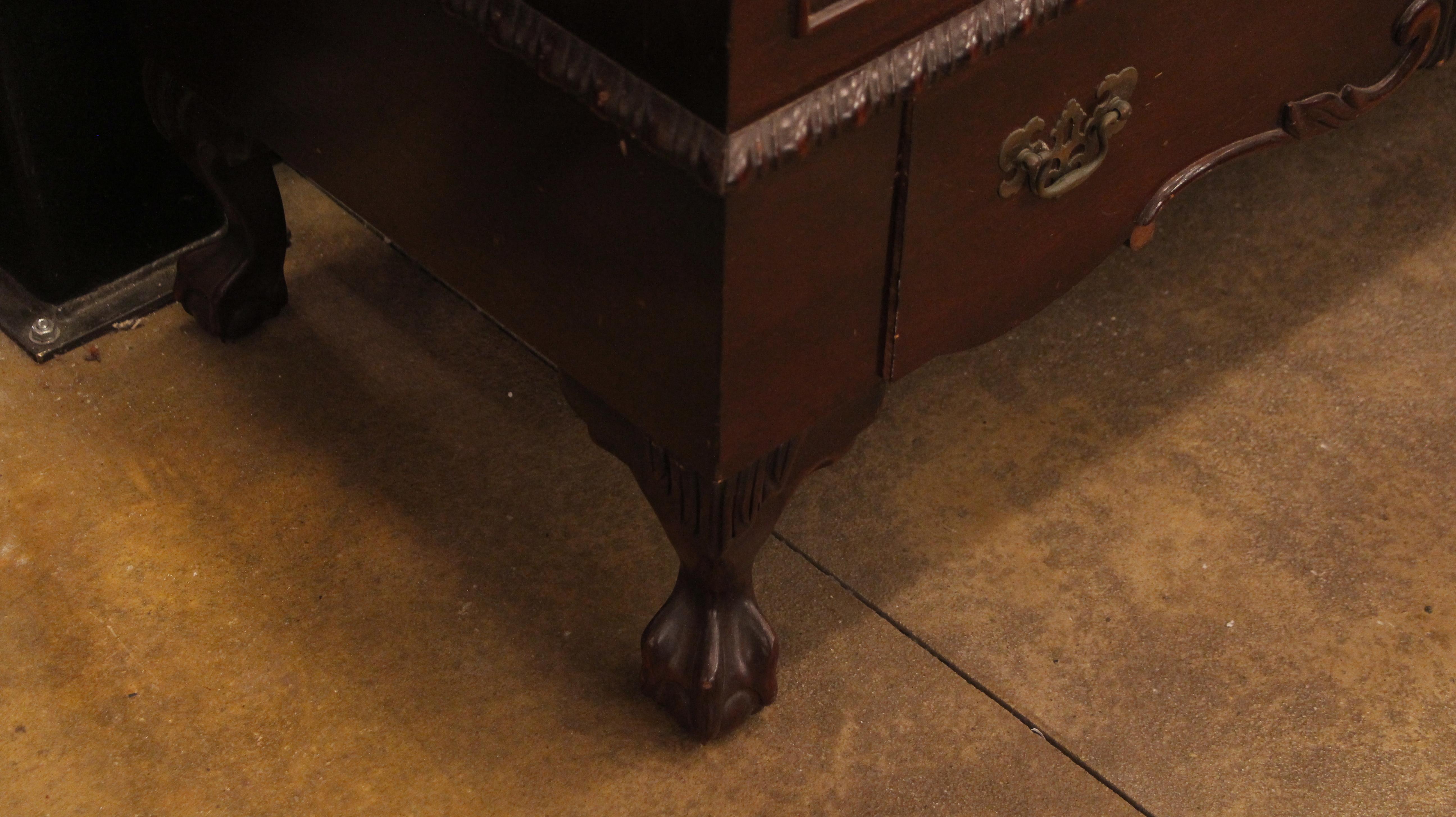 1953 lane cedar chest