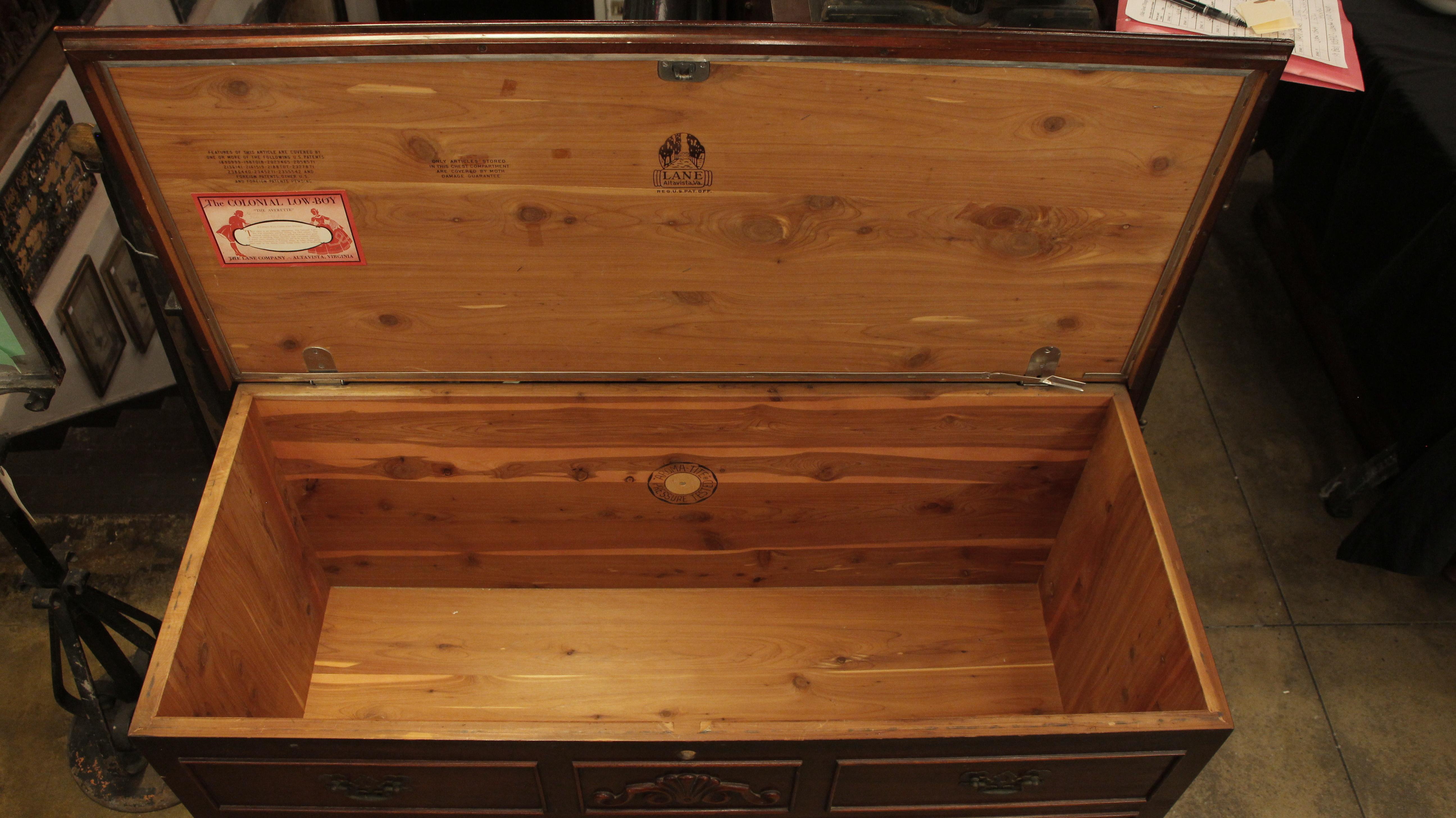 American 1953 Tall Lane Mahogany Cedar Blanket Chest