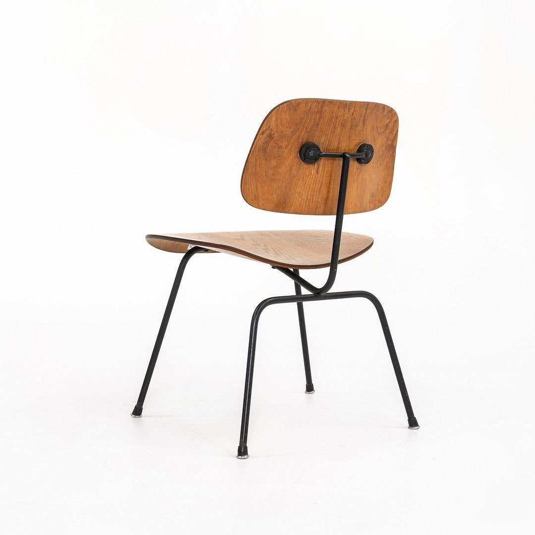 1954 Charles and Ray Eames für Herman Miller DCM Chair in Calico Ash (amerikanisch) im Angebot