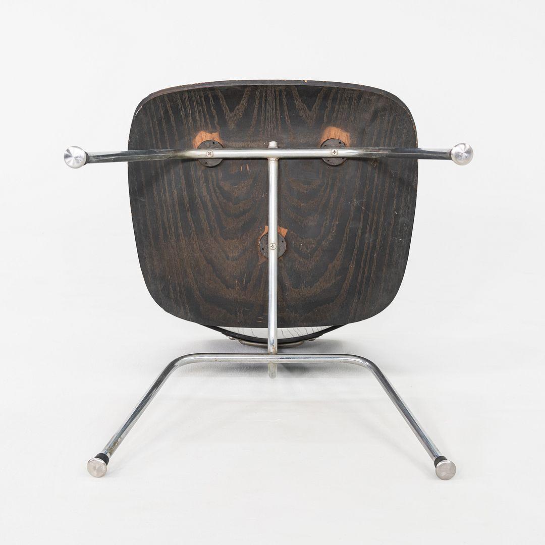1954 Charles and Ray Eames para Herman Miller Silla de comedor DCM con acabado ebonizado en venta 3