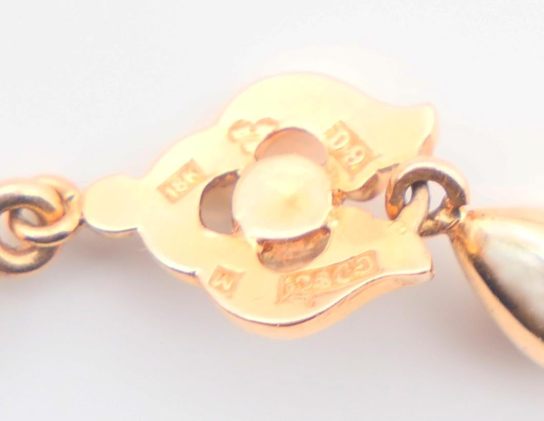 1954 Dangle Earrings Seed Pearls solid 18K Gold / 2.13 gr For Sale 3