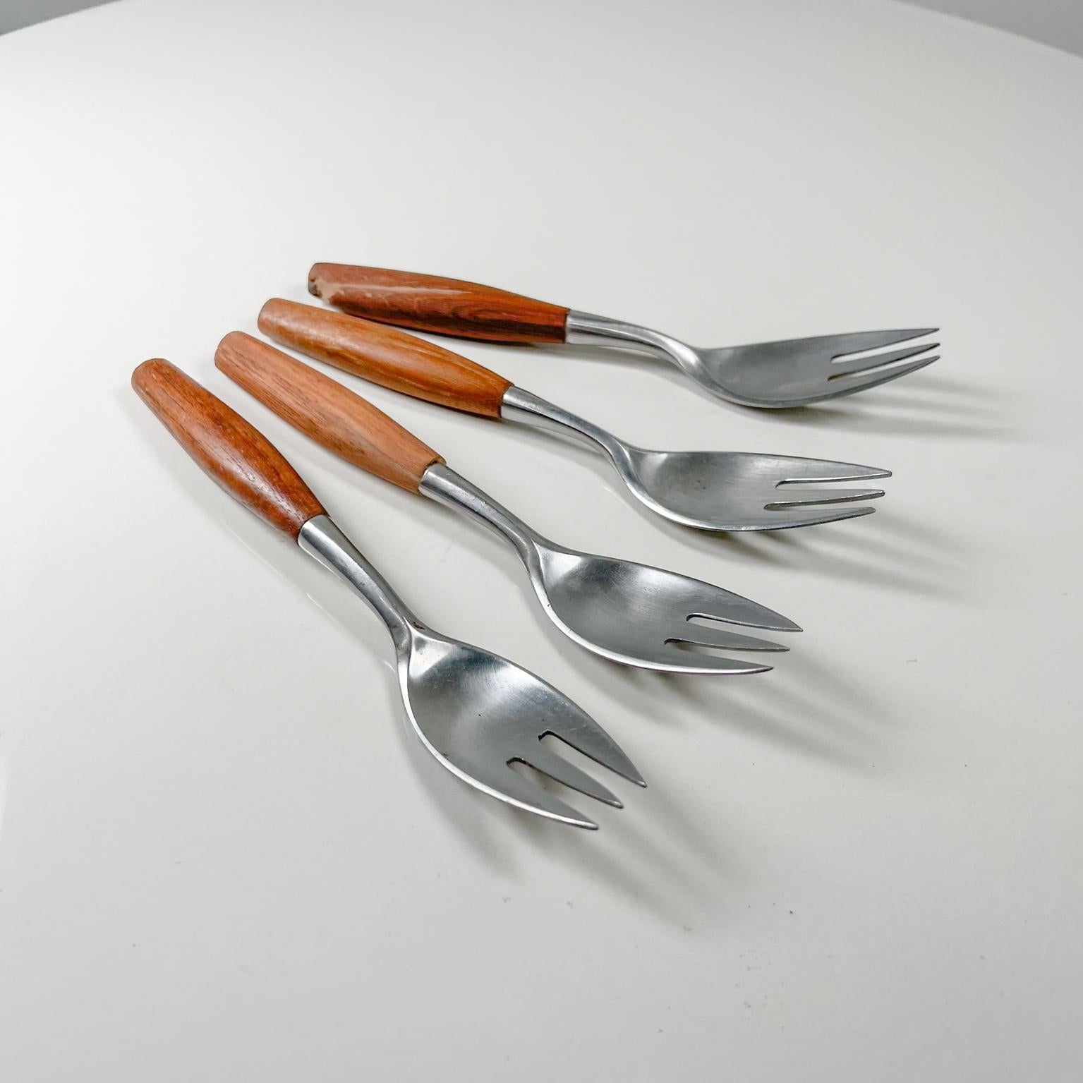Mid-20th Century 1954 Dansk Designs Flatware 4 Salad Forks Teak & Stainless Jens Quistgaard