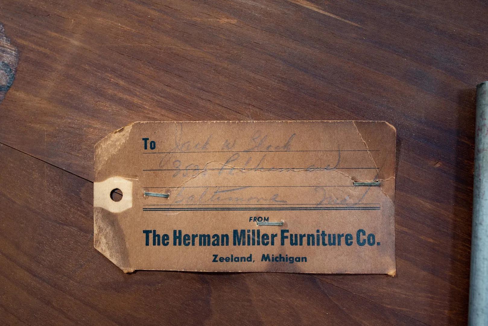 1954 George Nelson für Herman Miller Nussbaumholz-Twin-Kopfteil, 2x verfügbar (Stahl) im Angebot