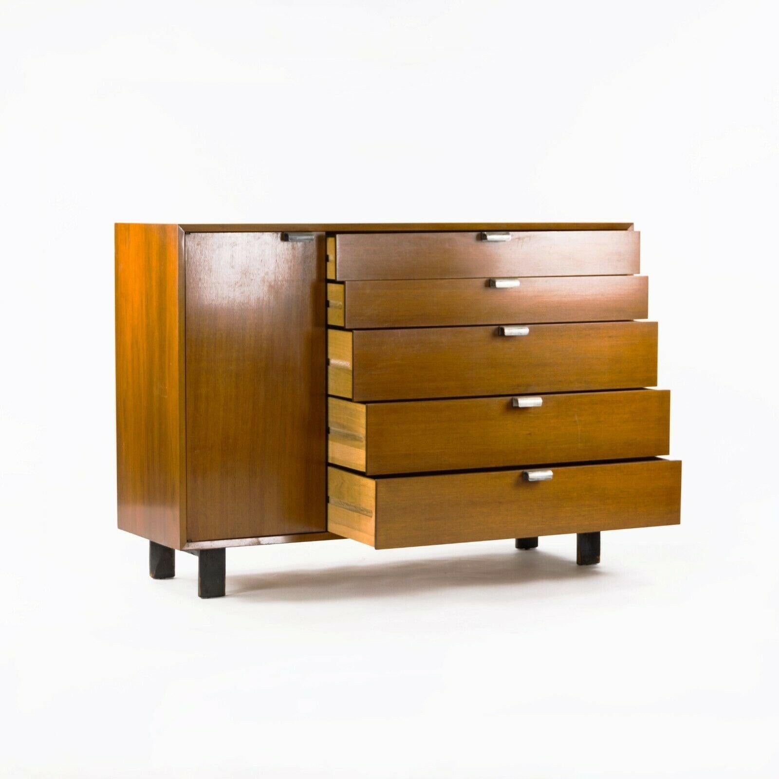 Milieu du XXe siècle 1954 George Nelson Herman Miller Basic Cabinet Series 4936 Credenza / Dresser en vente