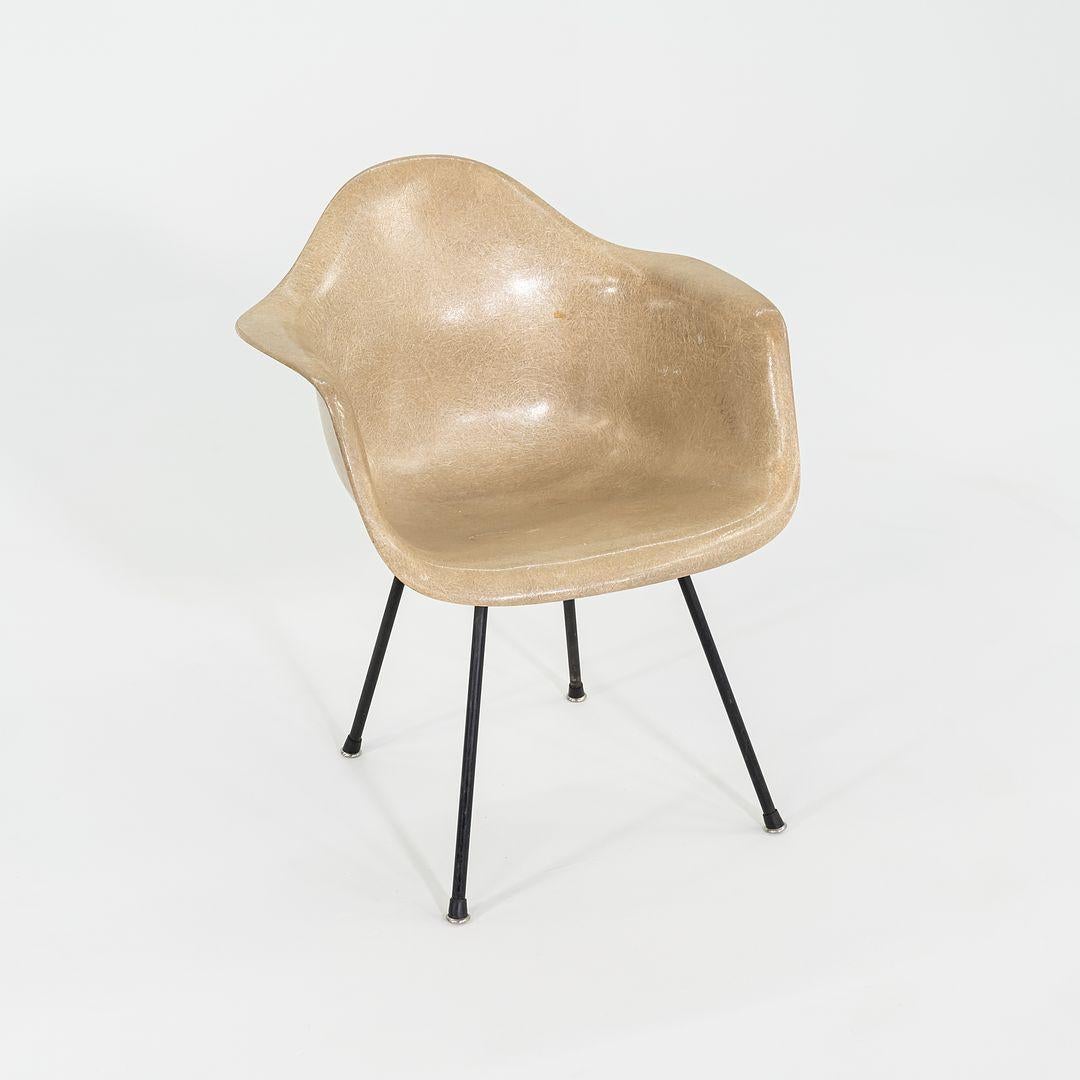 1954 Herman Miller Eames Rope Edge DAX Arm Shell Dining Chair X Base 3 Available en vente 4