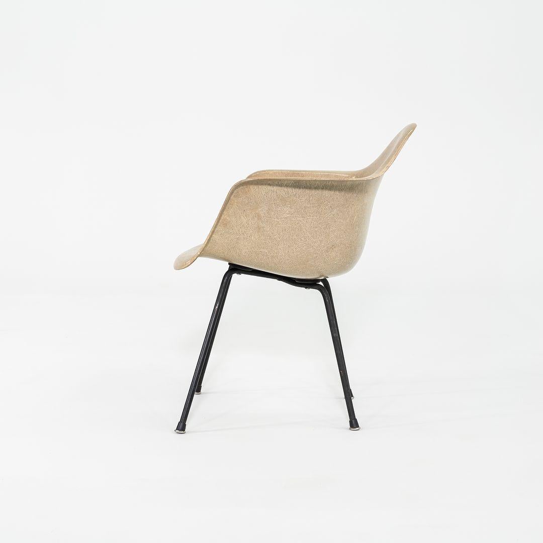 Moderne 1954 Herman Miller Eames Rope Edge DAX Arm Shell Dining Chair X Base 3 Available en vente