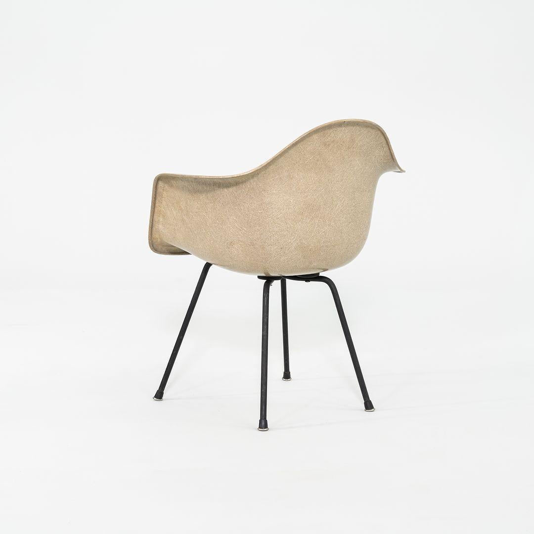 Milieu du XXe siècle 1954 Herman Miller Eames Rope Edge DAX Arm Shell Dining Chair X Base 3 Available en vente