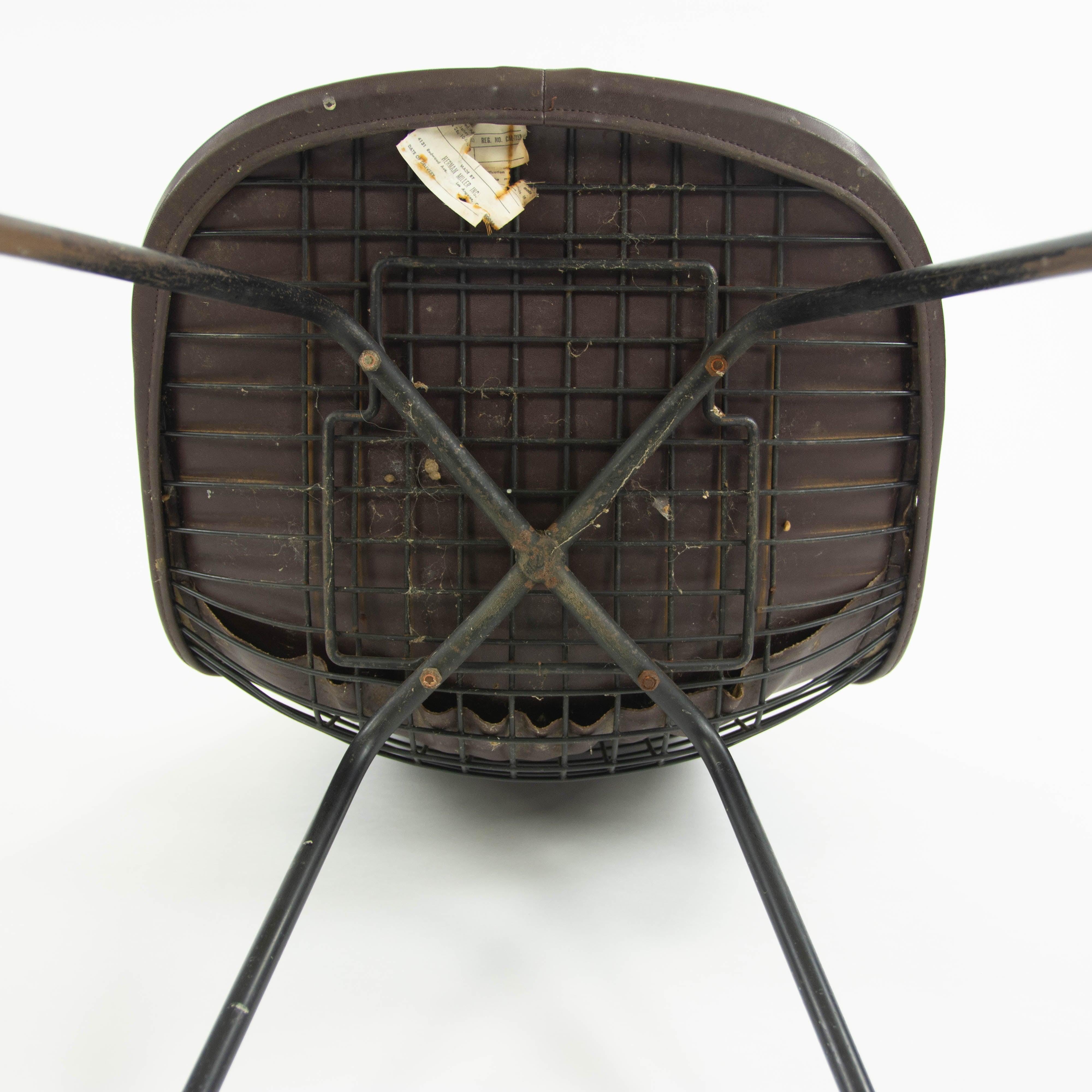 1954 Herman Miller Chaise Eames Wire Shell X Base DKX-1 Redwood Avenue Label en vente 3