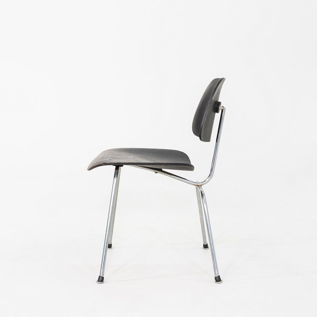 1954 Pair of Charles and Ray Eames for Herman Miller DCM Dining Chairs in Wood For Sale 1