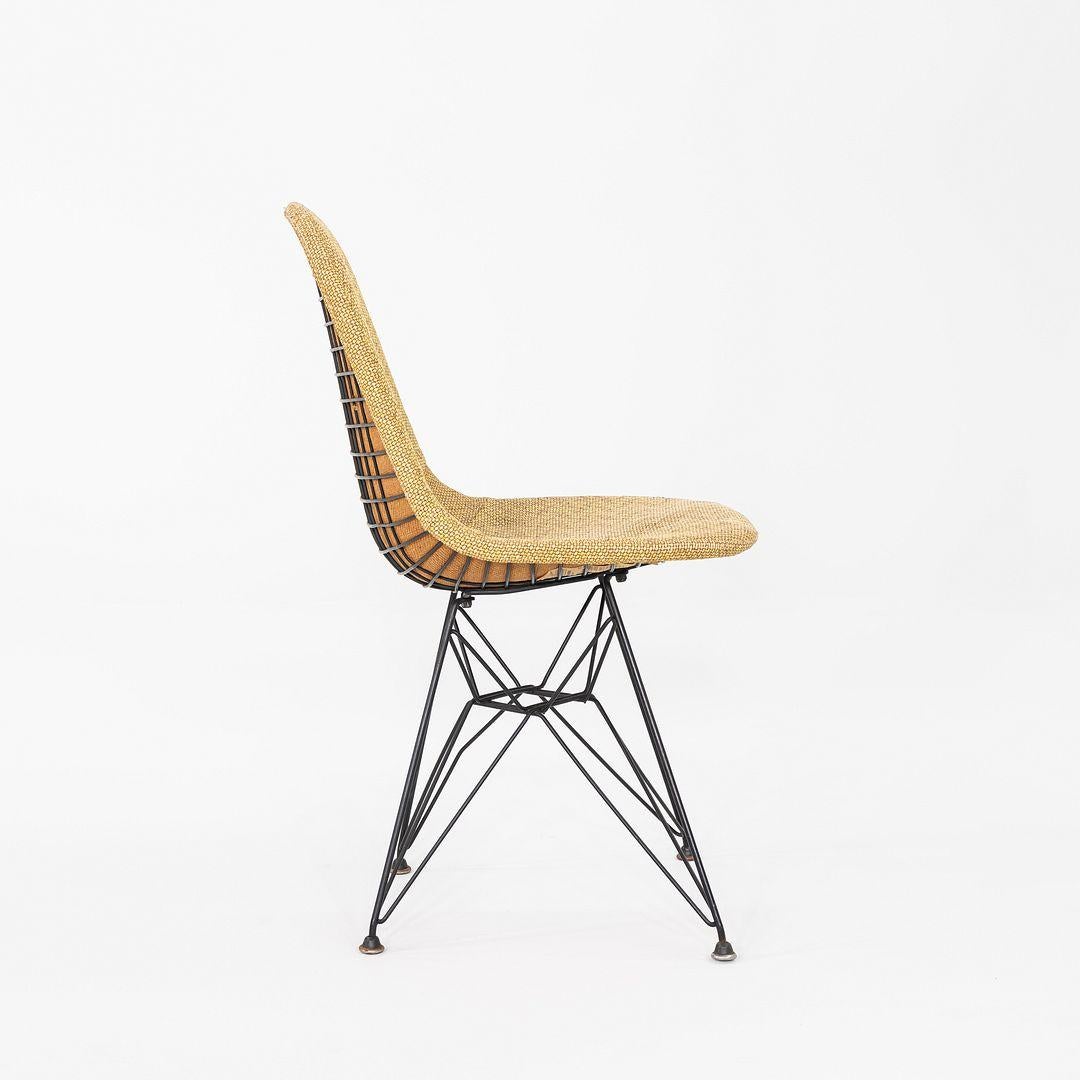 1954 Coppia di sedie Herman Miller DKR-1 di Eames con base Eiffel in Hopsack in vendita 3