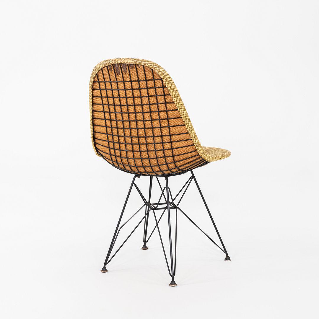 1954 Coppia di sedie Herman Miller DKR-1 di Eames con base Eiffel in Hopsack in vendita 1