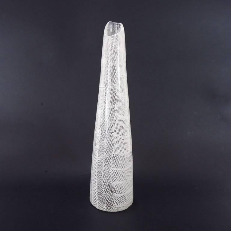 1954 Paolo Venini Muranoglas-Vase der Serie „Mosaico Zanfirico“ (20. Jahrhundert) im Angebot