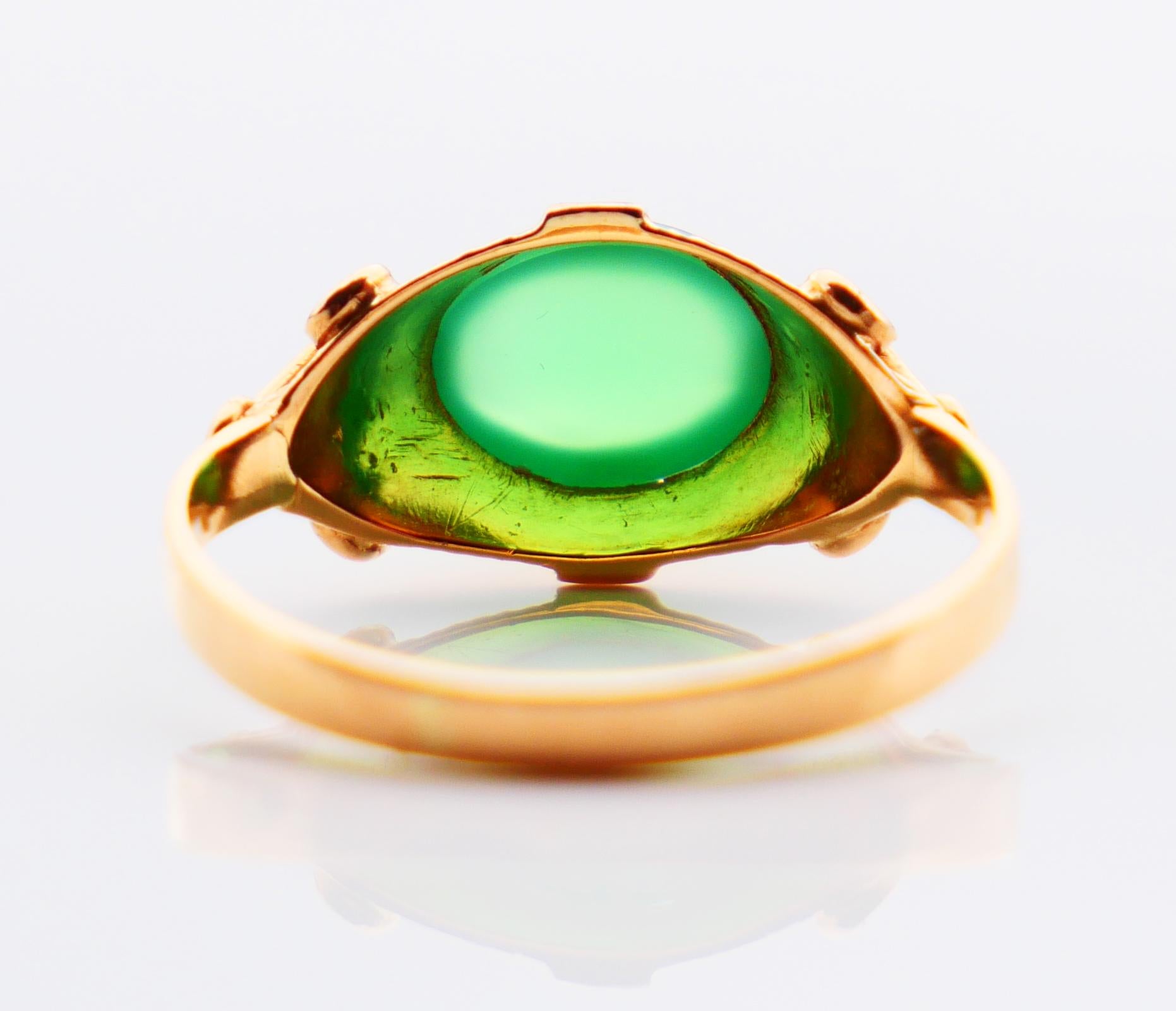 1954 Ring natural Green Chalcedony 18K Yellow Gold Ø 6 US / 2 gr For Sale 4