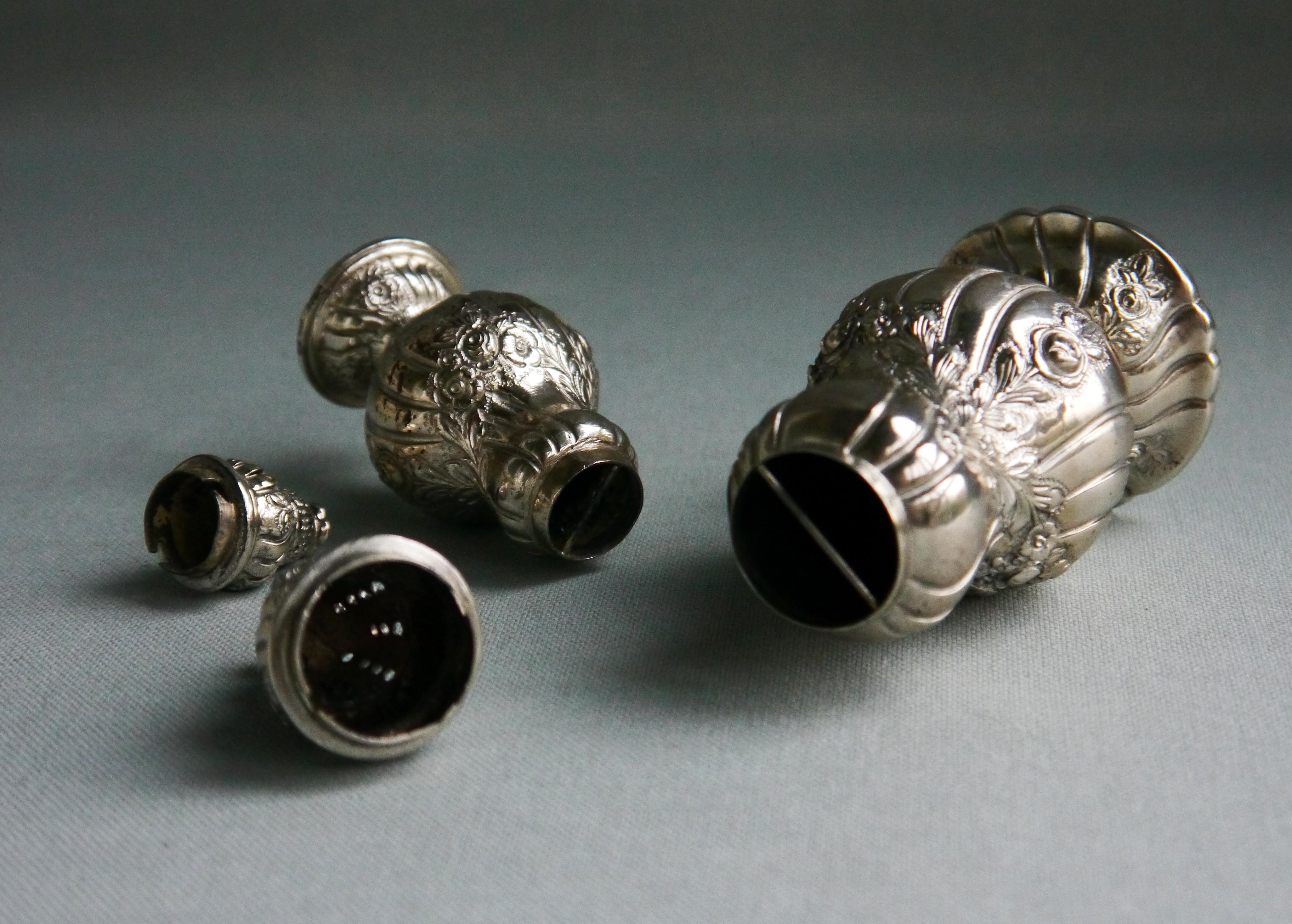Women's or Men's 1954 Set Two Spice Casters solid 835 Silver / 184 gr For Sale