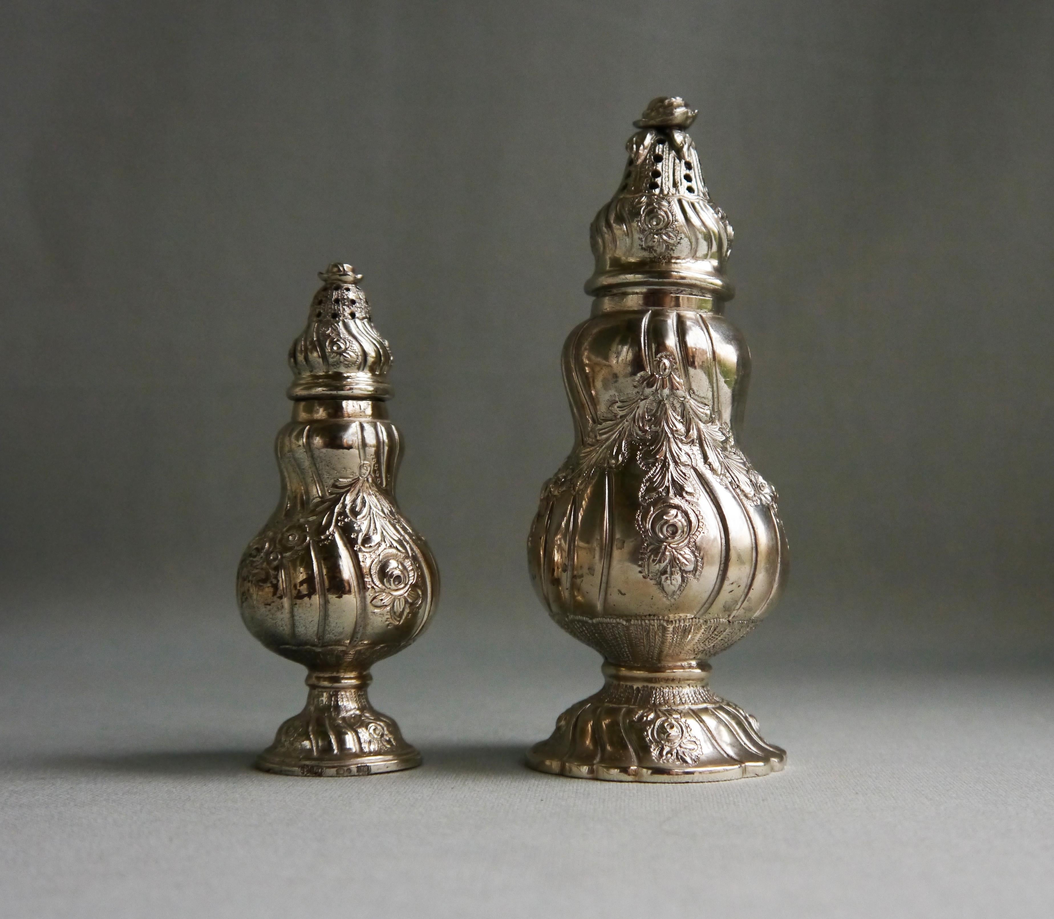 1954 Set Two Spice Casters solid 835 Silver / 184 gr For Sale 2