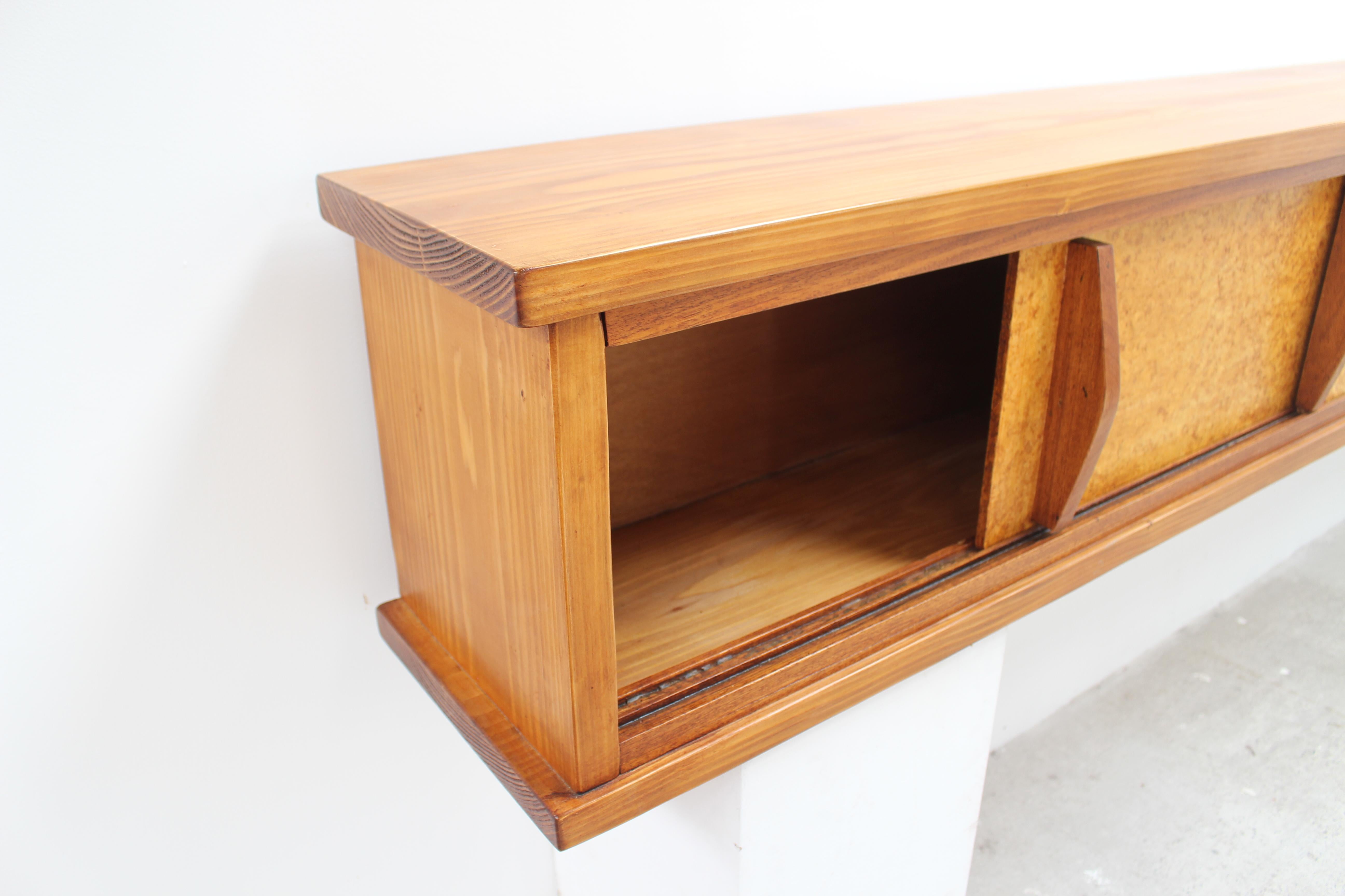 1954, Shelf Charlotte Perriand, Le Mans In Excellent Condition In Perpignan, FR