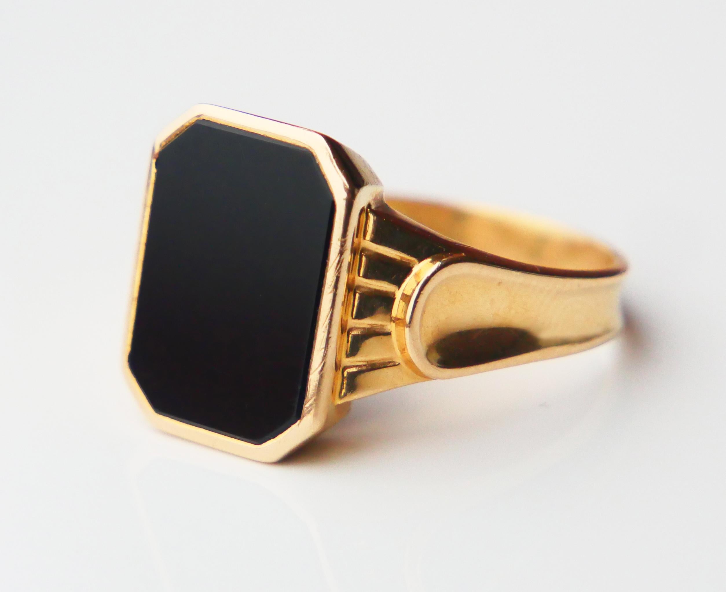 1954 Signet Men Ring 4.5ct natural Onyx solid 18K Gold Ø 10.5 US / 5.38gr For Sale 5