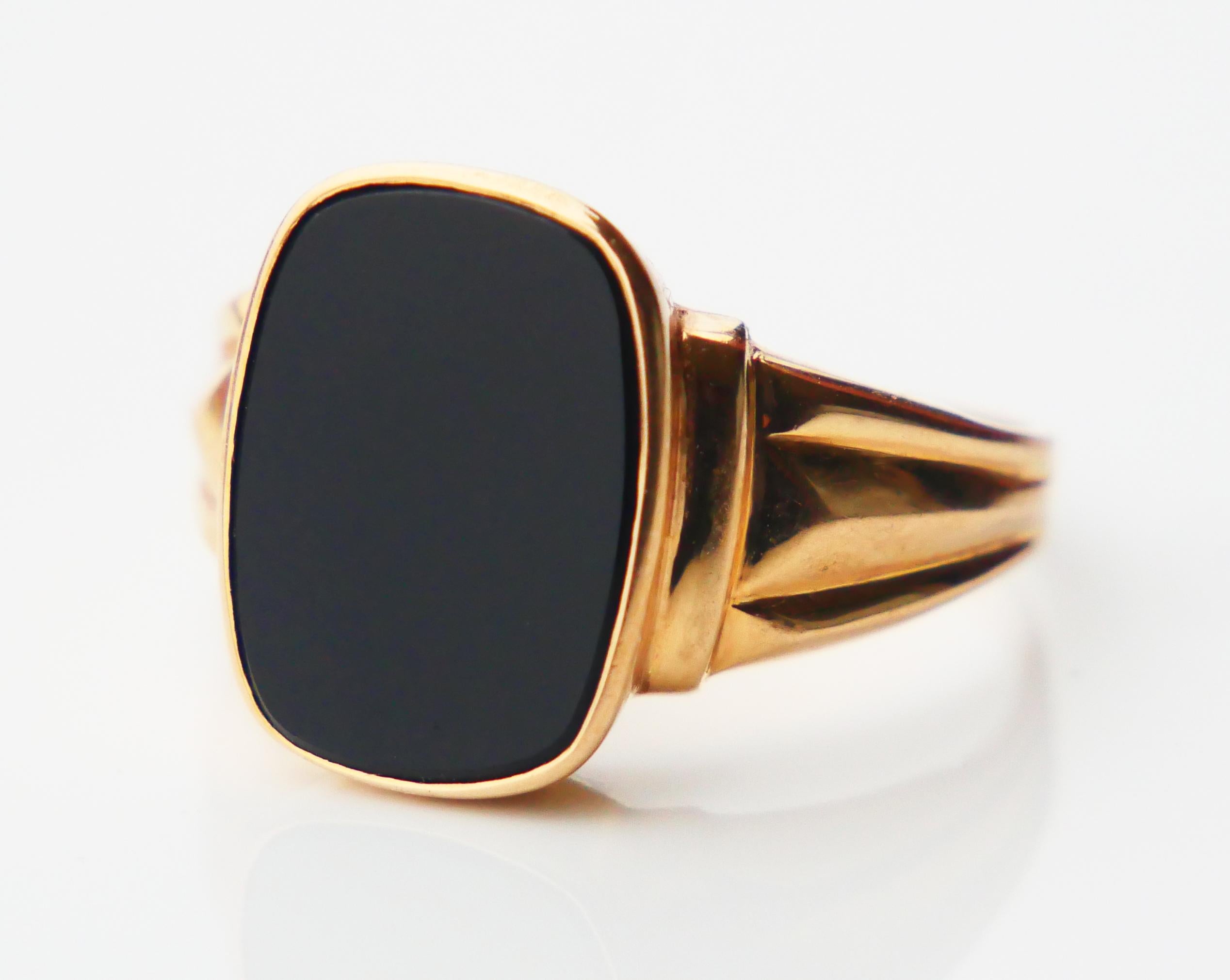 1954 Signet Men Ring 4.5ct natural Onyx solid 18K Gold Ø 9.25 US / 4.25gr For Sale 4