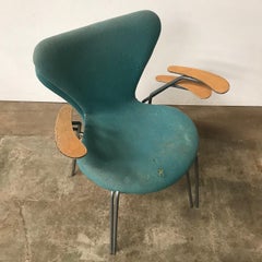 1955, Arne Jacobsen, Eight Turquoise to Upholster 3207 Butterfly Armchairs