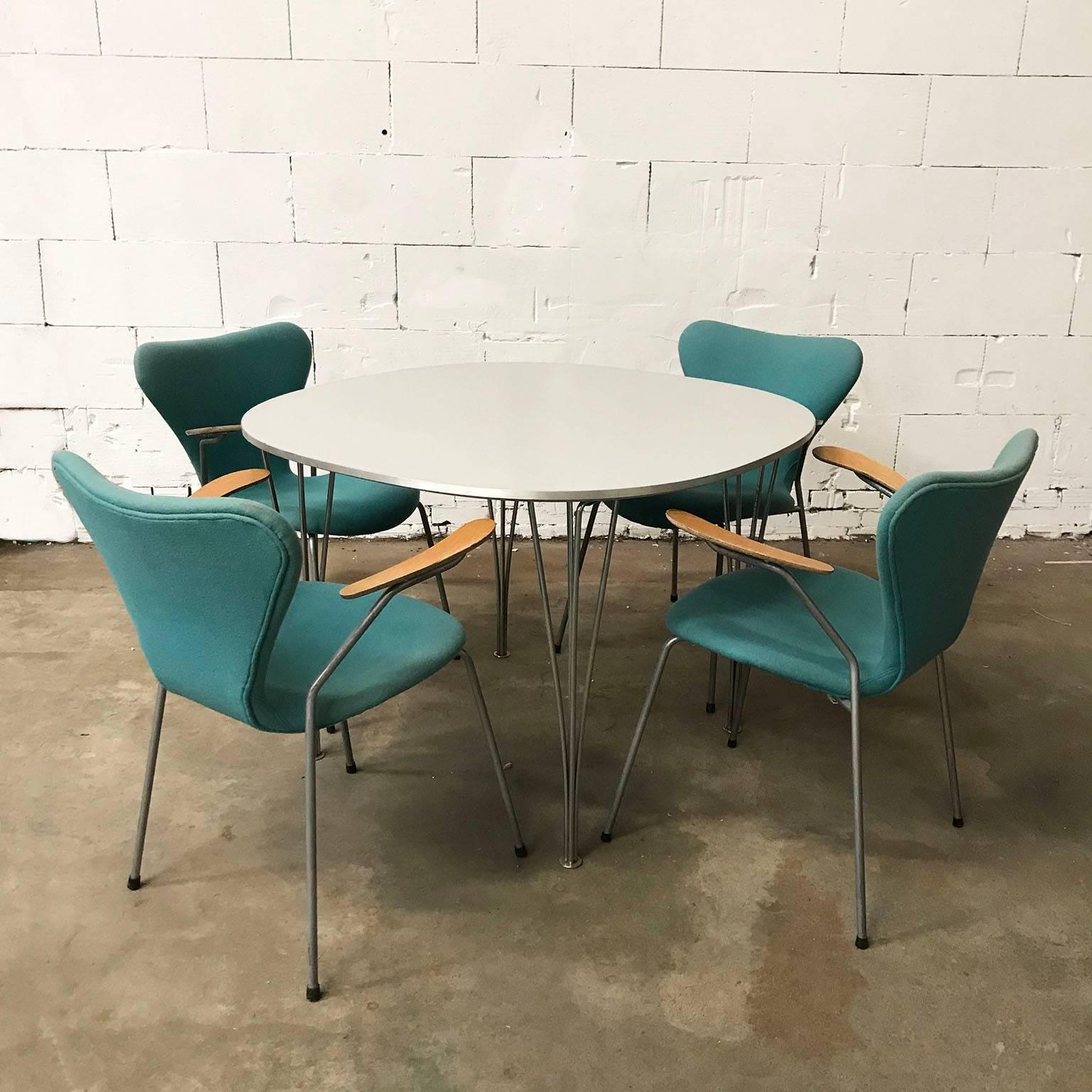 1955, Arne Jacobsen, Set of Four Turquoise Upholstered 3207 Butterfly Armchairs 10
