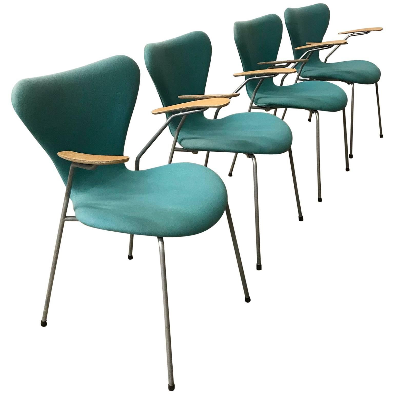 1955, Arne Jacobsen, Set of Four Turquoise Upholstered 3207 Butterfly Armchairs