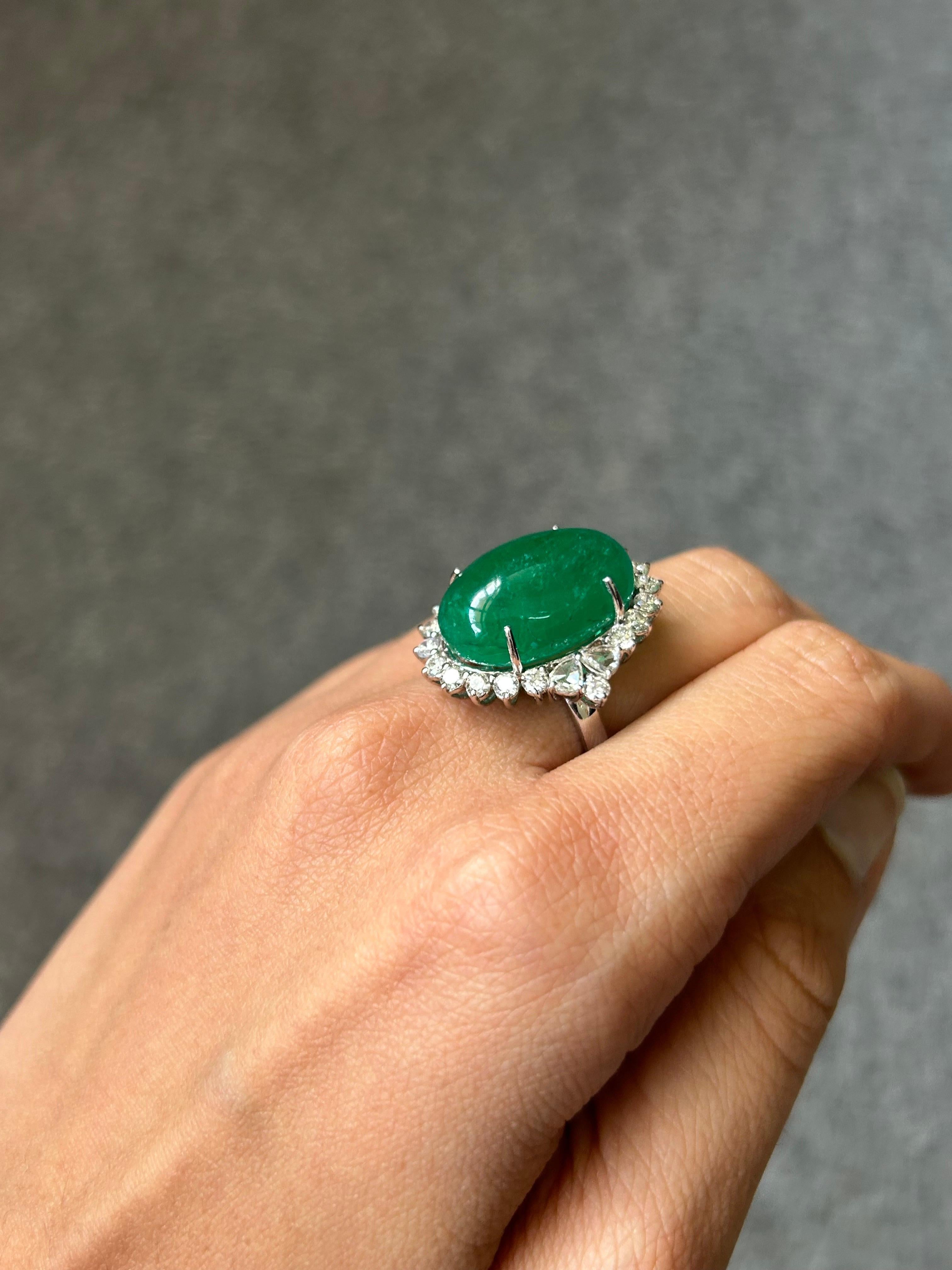 19.55 Carat Emerald Cabochon and Diamond Cocktail Engagement Ring For Sale 1