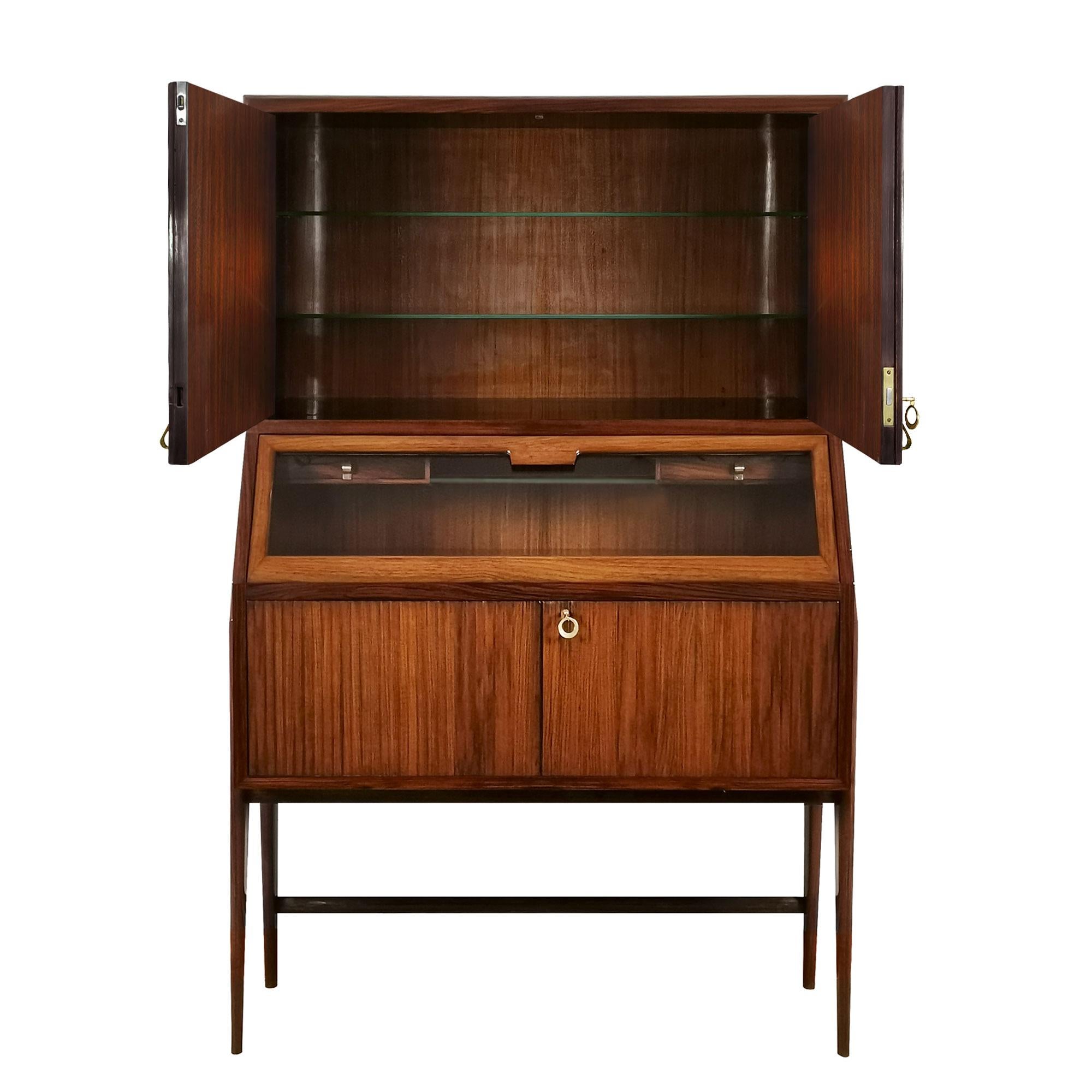 Mid-Century Modern Dry Bar by Ico Parisi in Mahogany, Glass, Brass - Italy In Good Condition For Sale In Girona, ES