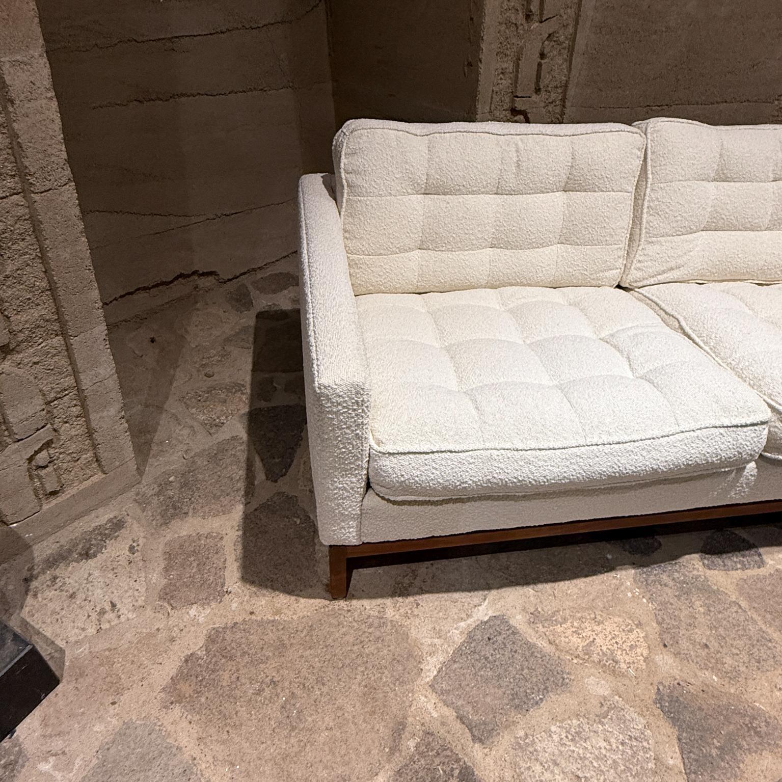 Florence Knoll Three-Seater Sofa Mid Century Modern 1955, Model 2557 In Good Condition For Sale In Chula Vista, CA