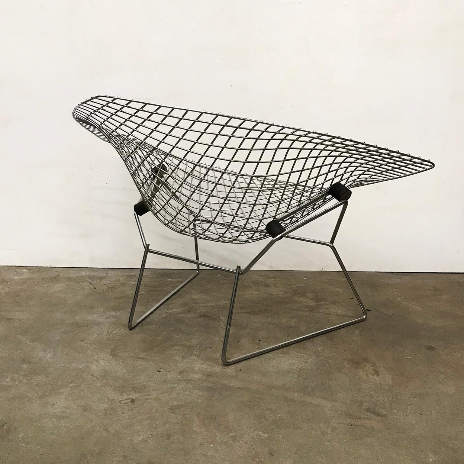 American 1955, Harry Bertoia for Knoll International, Wide, Large, Chrome, Diamond Chair For Sale