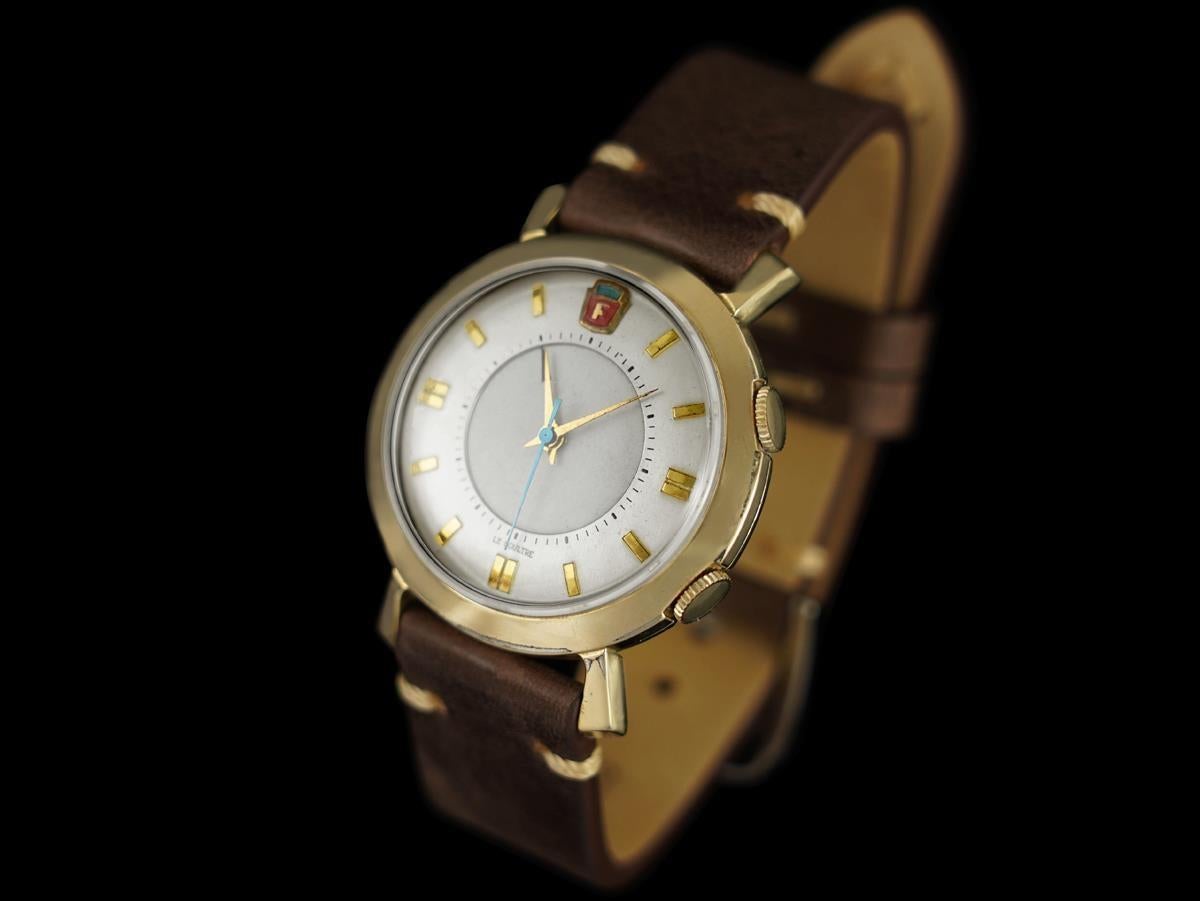 1955 Jaeger-LeCoultre Memovox Vintage Reloj de pulsera para caballero, oro de 10 quilates en Bueno estado para la venta en Suwanee, GA