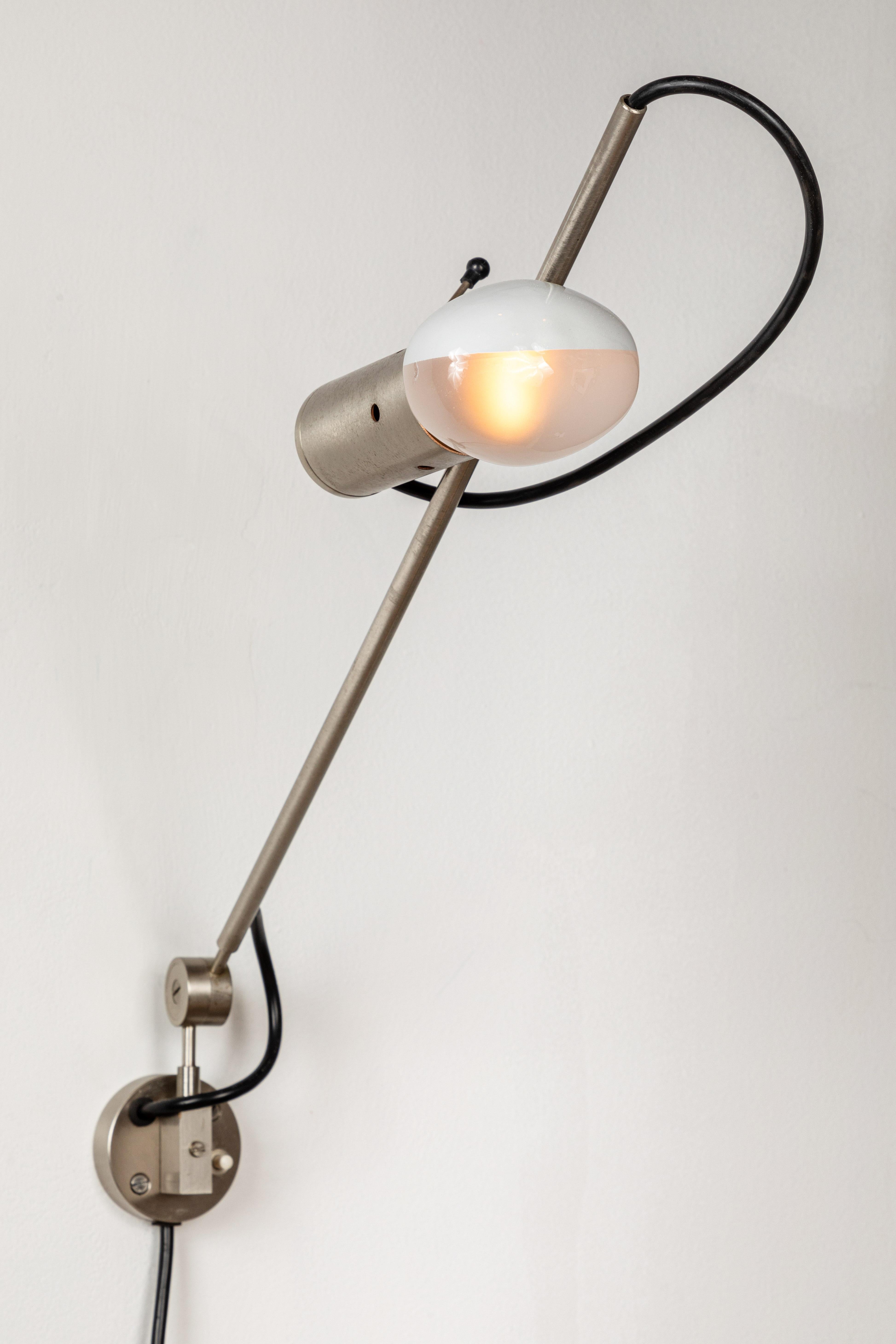 Mid-20th Century 1955 Tito Agnoli Model 194 Wall Light for O-Luce