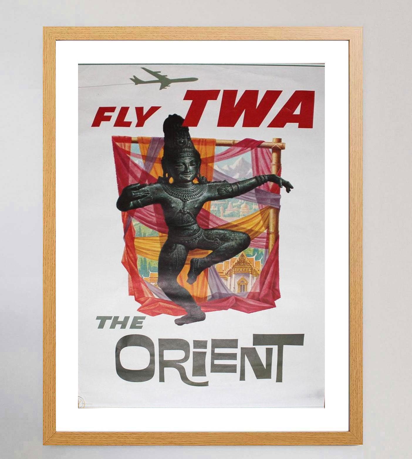 Américain Affiche vintage originale de 1955 TWA - The Orient en vente