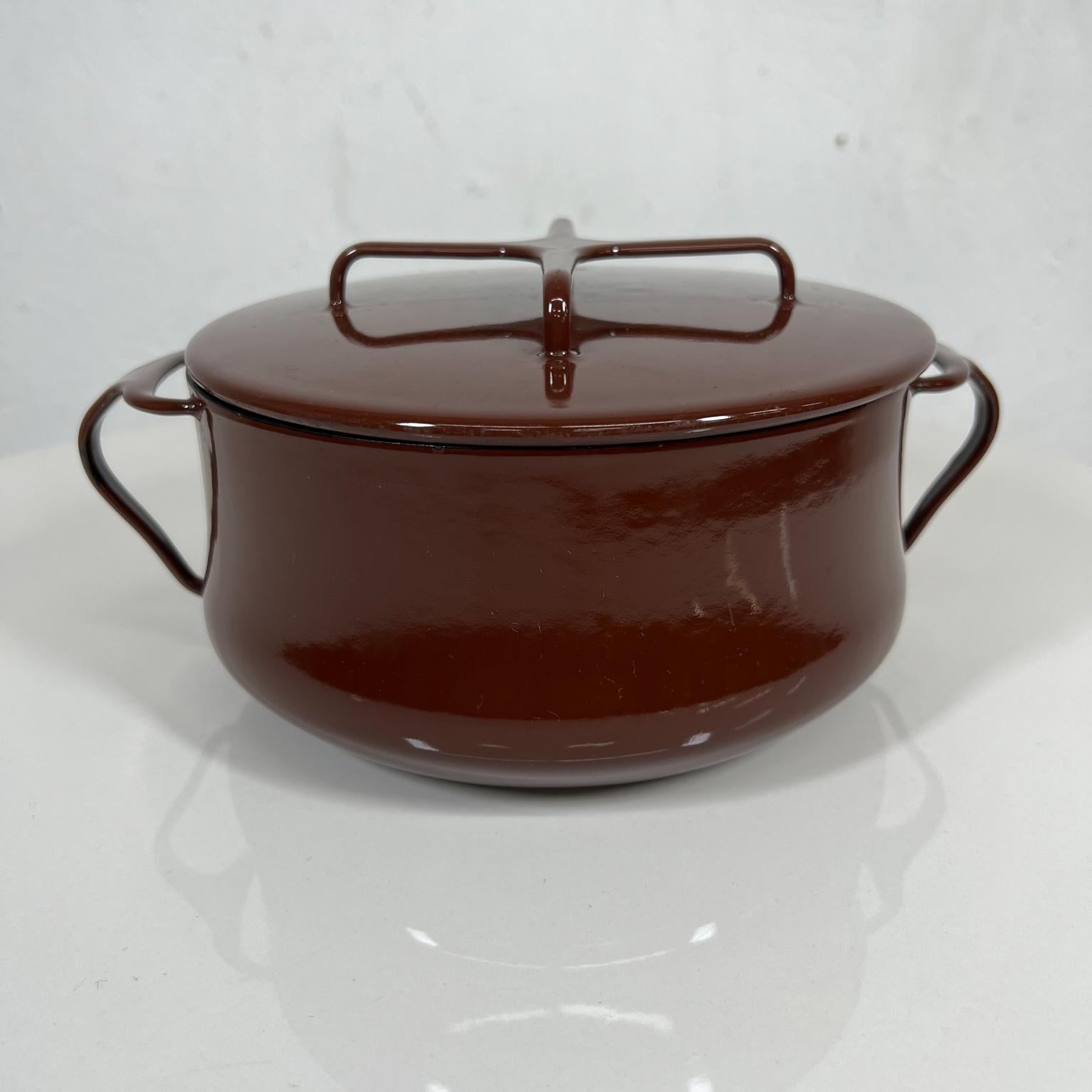 DANSK brown enamelware small casserole covered pot trivet top IHQ France 1956
Designed by Jens Herald Quistgaard made in France.
Kobenstyle Line introduced in 1956.
Maker stamp present.
Measures: 4.75 tall x 10 wide x 7.25 diameter
Preowned