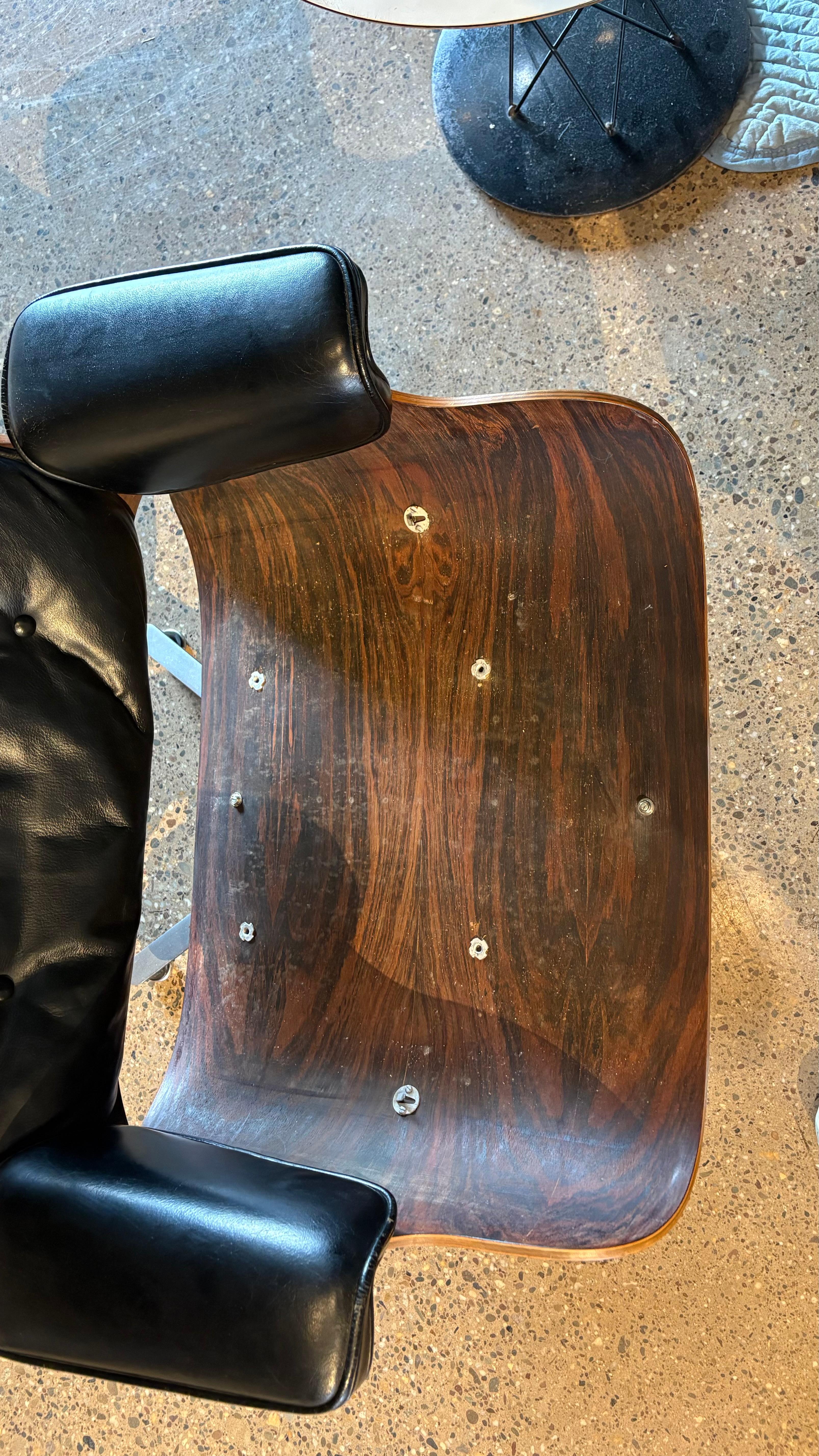 1956 Eames Lounge Chair und Ottoman im Angebot 8
