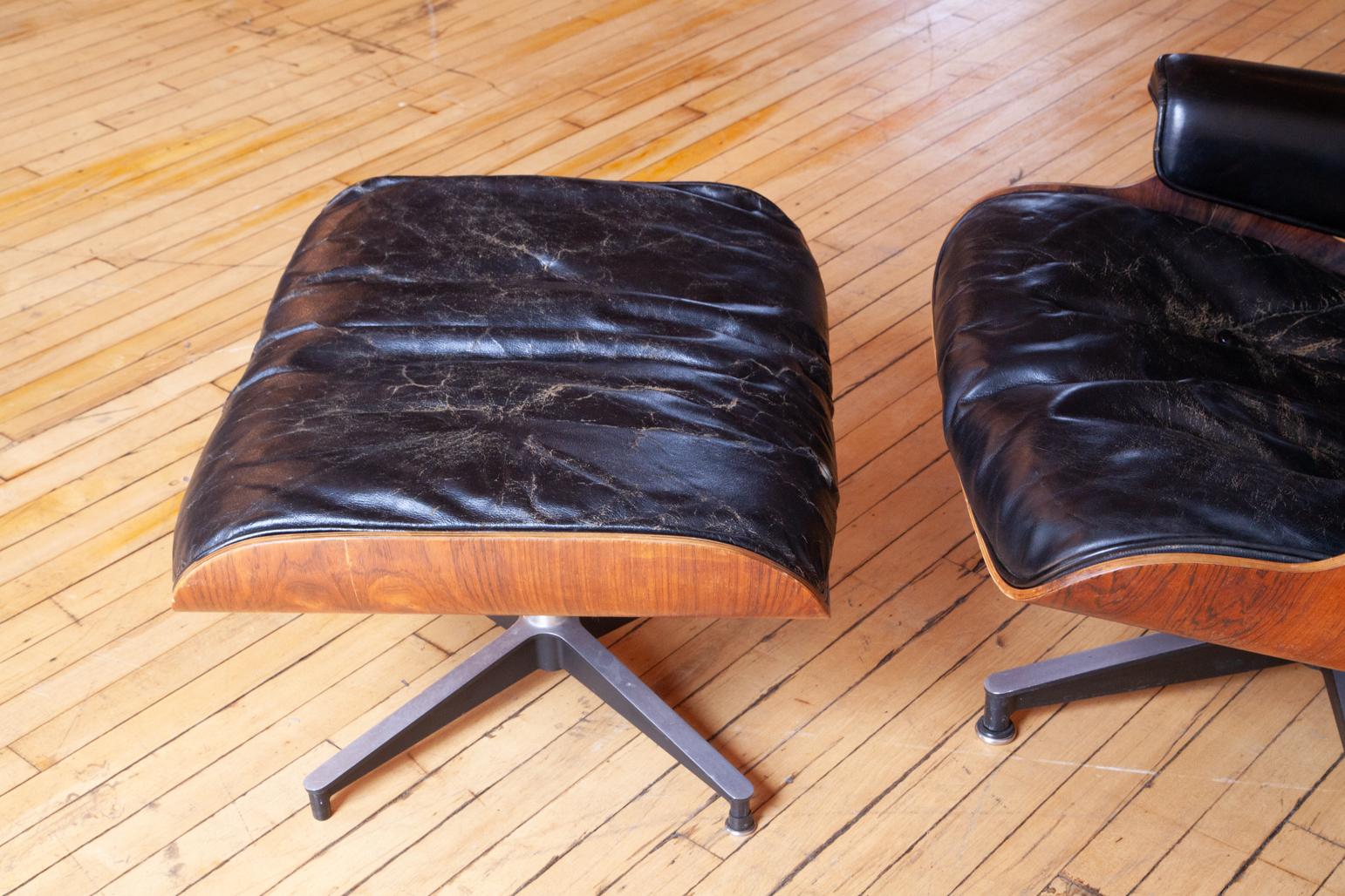 1956 Eames Lounge Chair and Ottoman For Sale 4