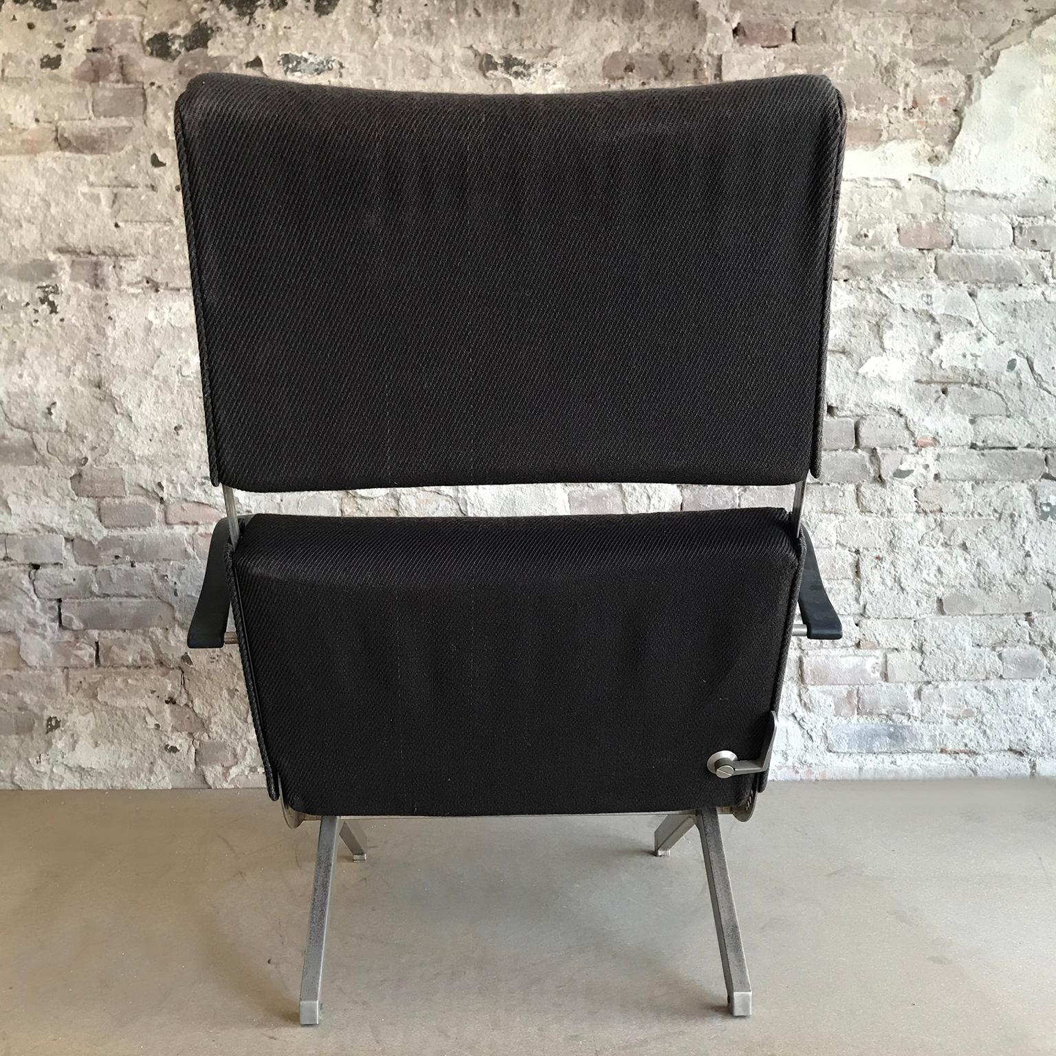Italian 1956, Osvaldo Borsani, for Tecno, P40 Lounge Chair For Sale