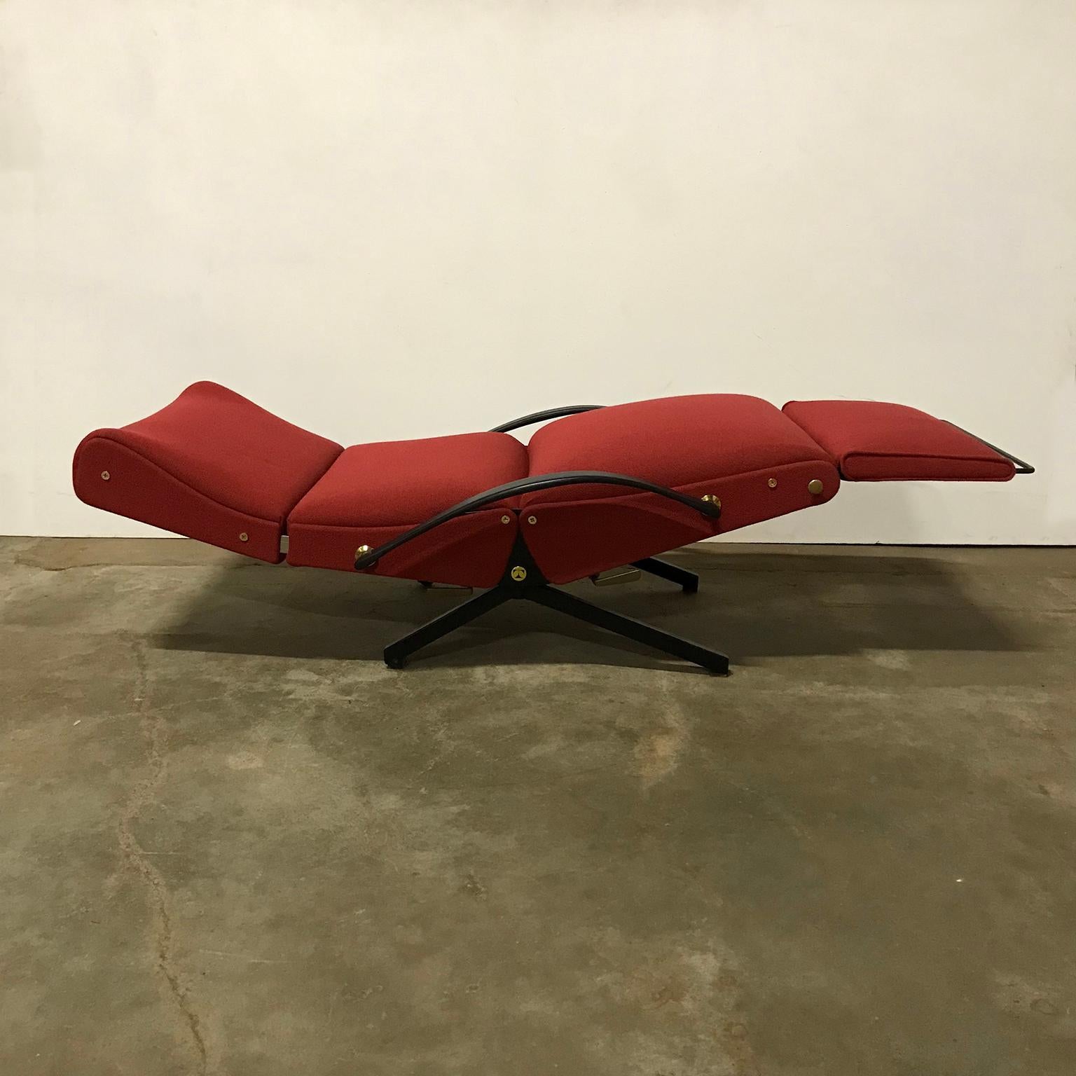 1956, Osvaldo Borsani, P40 Adjustable Lounge Chair in Terra Red Fabric For Sale 5