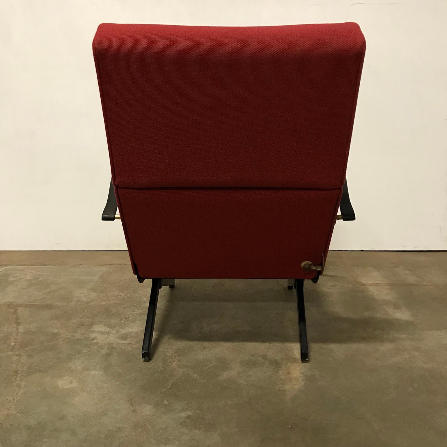 Mid-20th Century 1956, Osvaldo Borsani, P40 Adjustable Lounge Chair in Terra Red Fabric For Sale