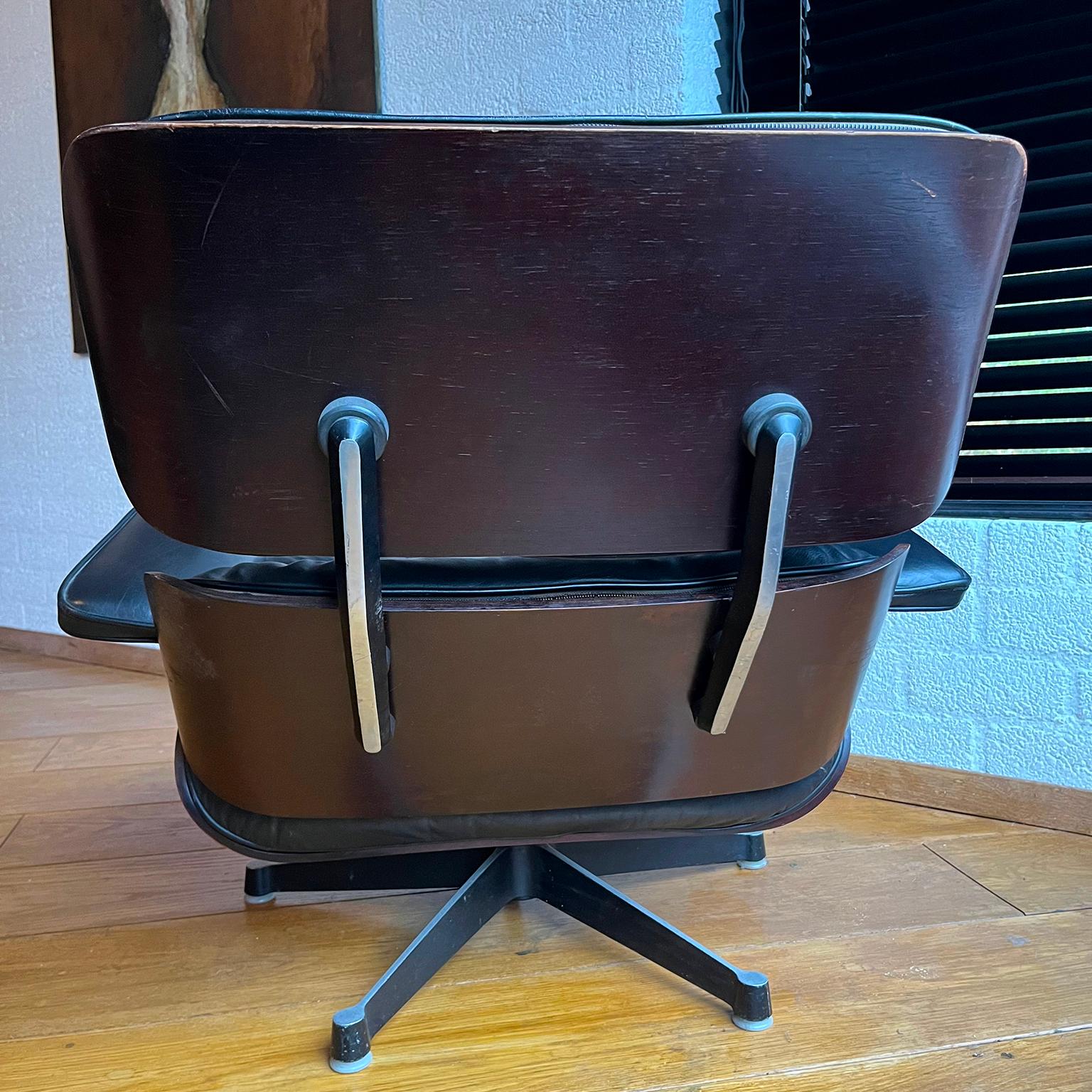 Américain 1956, Ray and Charles Eames, Miller, 1st Version Lounge Chair 1956, Ottoman 1966 en vente