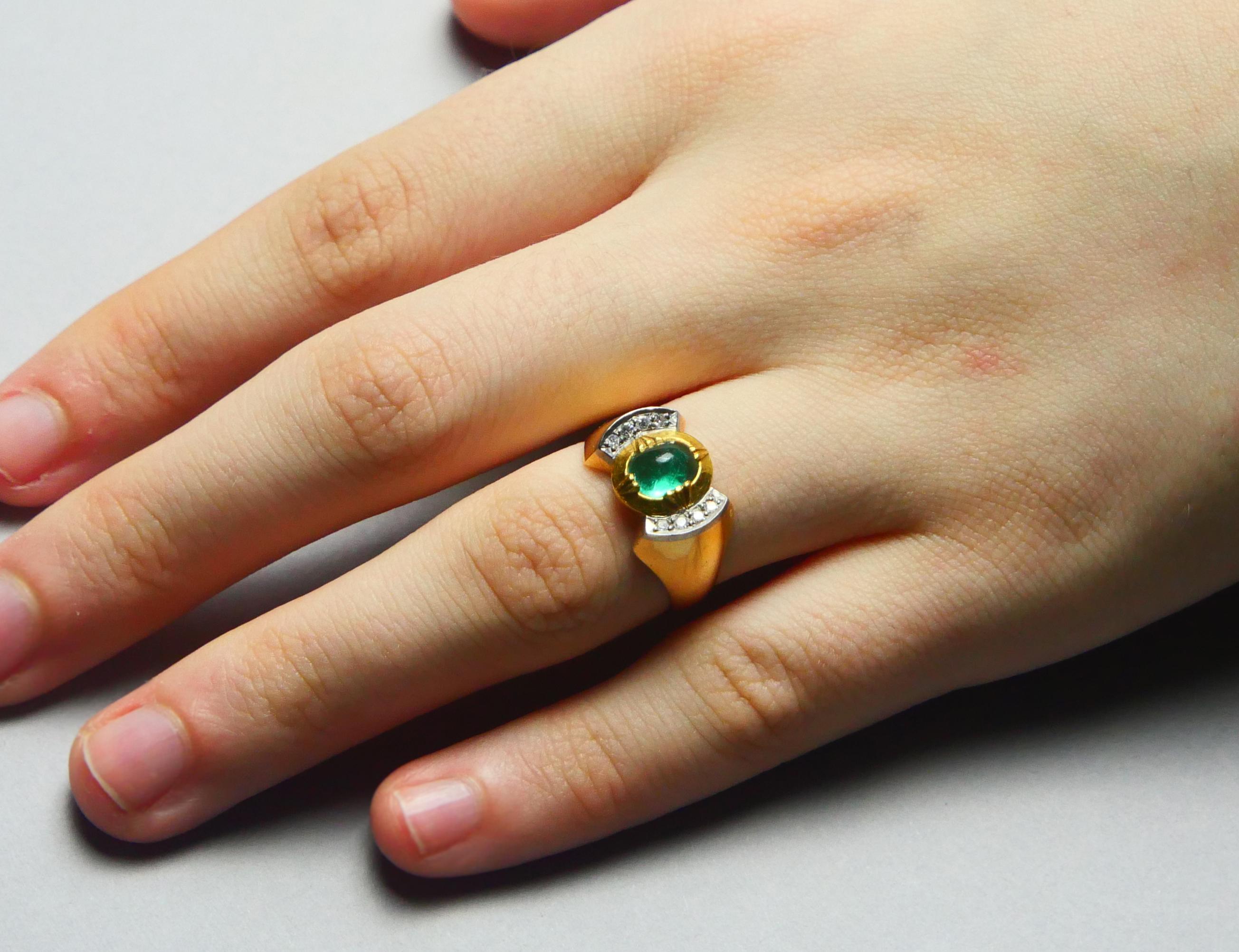 1956 Ring natural 1ct. Emerald 8 Diamonds solid 18K Ø 7.5US / 4.4 gr For Sale 2