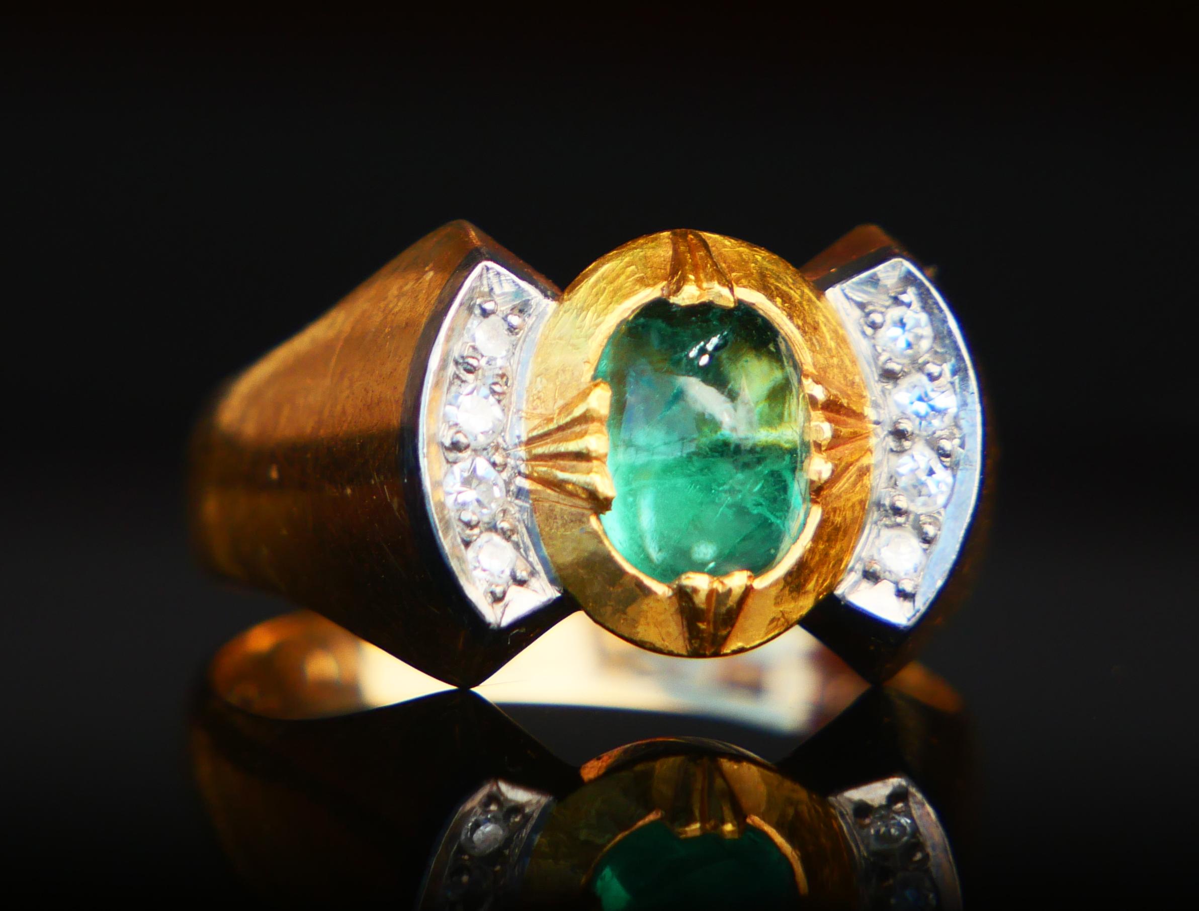 1956 Ring natural 1ct. Emerald 8 Diamonds solid 18K Ø 7.5US / 4.4 gr For Sale 4