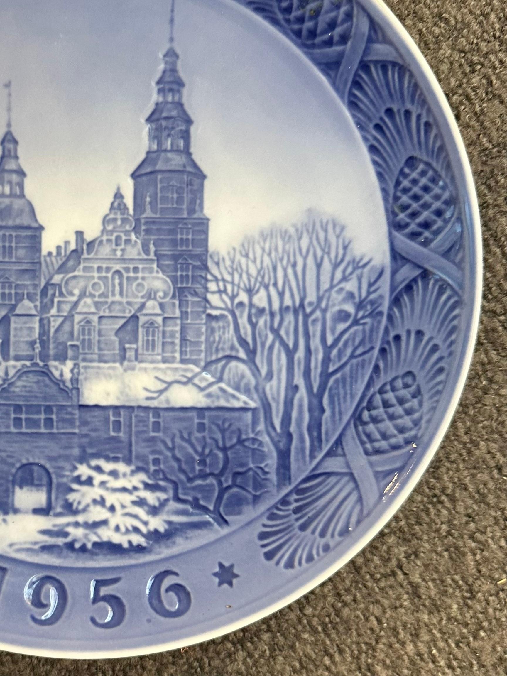Glazed 1956 Royal Copenhagen Christmas Plate - Rosenborg Castle Designed by Kai Lange. For Sale