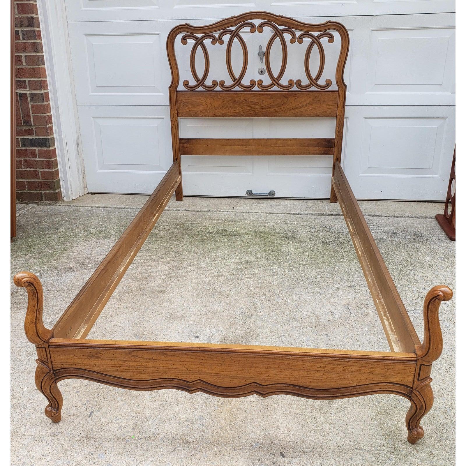 1956 Thomasville Twin Bedframe For Sale 1