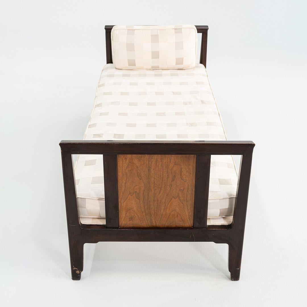 1957 Lit de jour Edward Wormley Model No 5716 From Wormley Estate for Dunbar Bon état - En vente à Philadelphia, PA