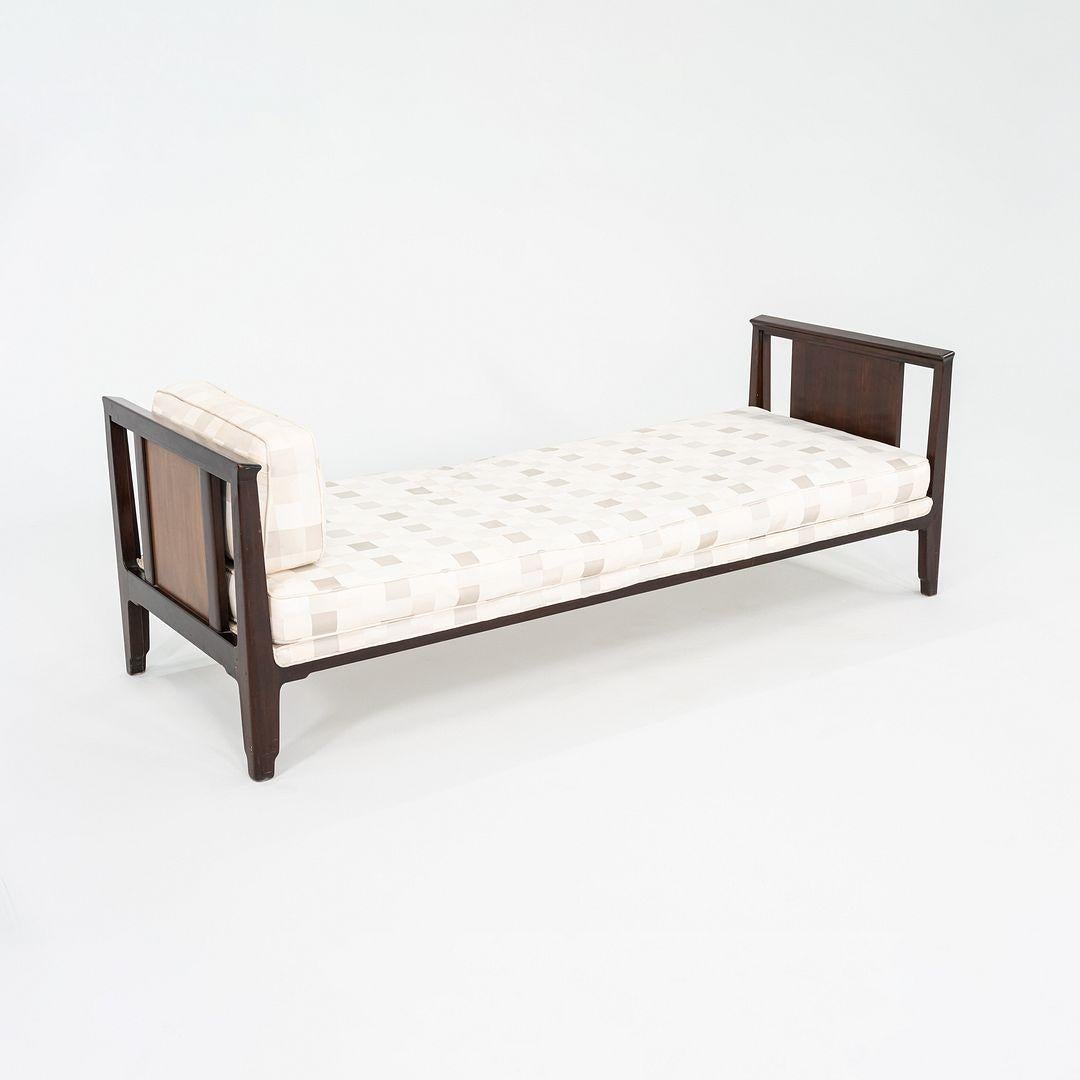 Mousse 1957 Lit de jour Edward Wormley Model No 5716 From Wormley Estate for Dunbar en vente