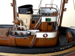 Maqueta de barco «Petra», un remolcador de Hamburgo fabricado a mano en 1957, Alemania