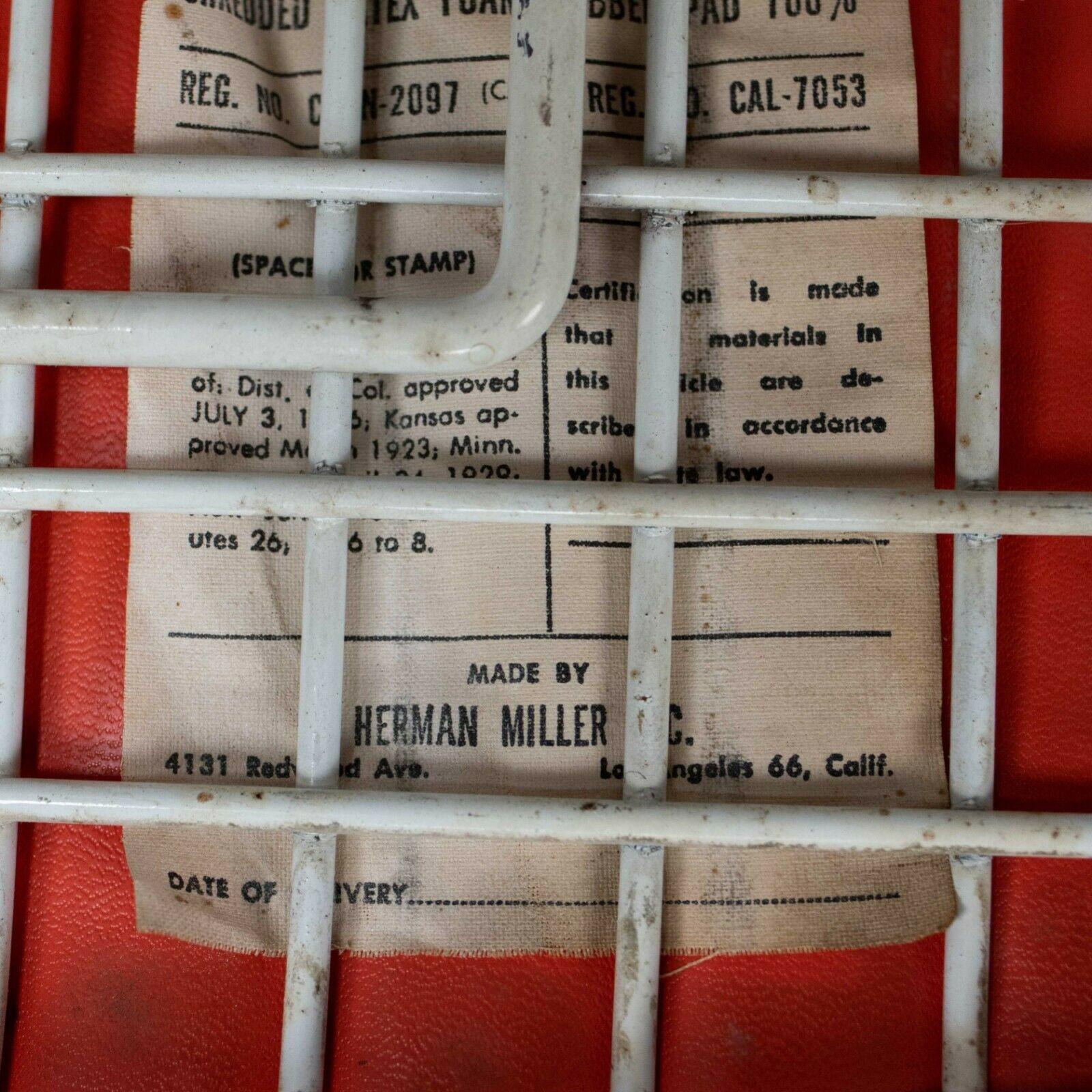 1957 Herman Miller Eames DKR-2 Ess-/Beistellstühle, Fünfer-Set mit orangefarbenen Polstern im Angebot 5